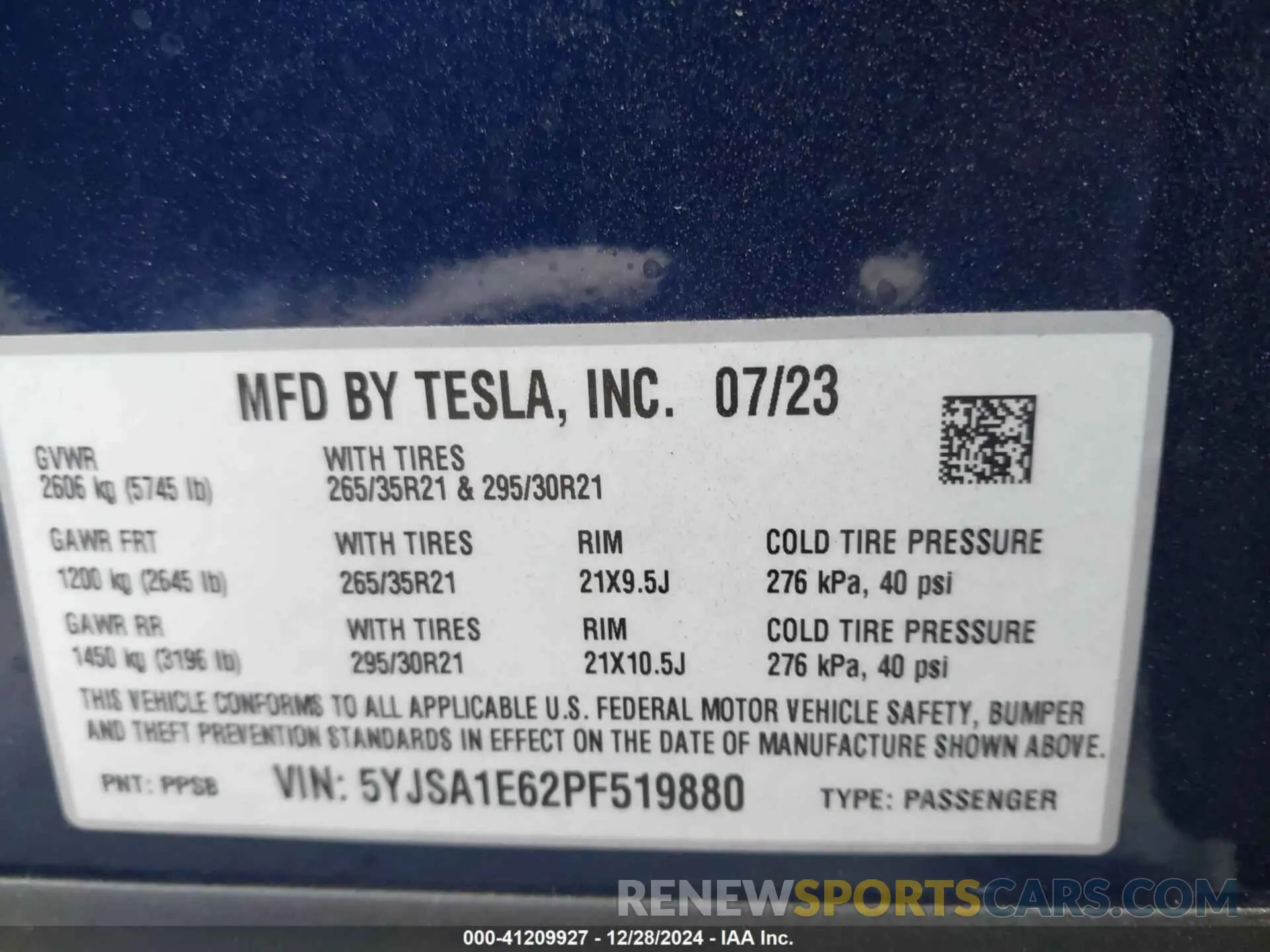 9 Photograph of a damaged car 5YJSA1E62PF519880 TESLA MODEL S 2023