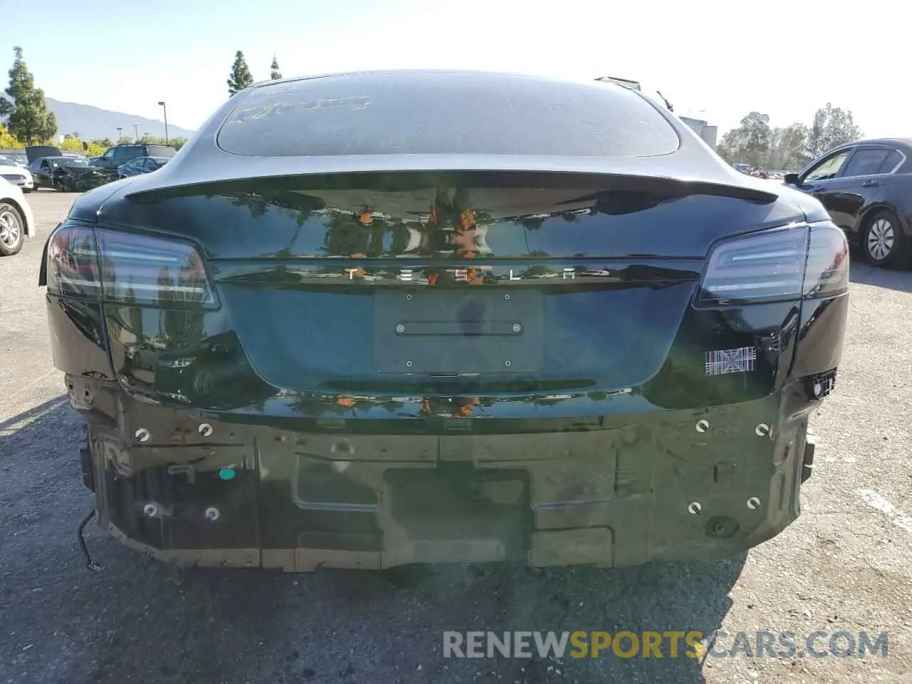 6 Фотография поврежденного автомобиля 5YJSA1E63PF505177 TESLA MODEL S 2023