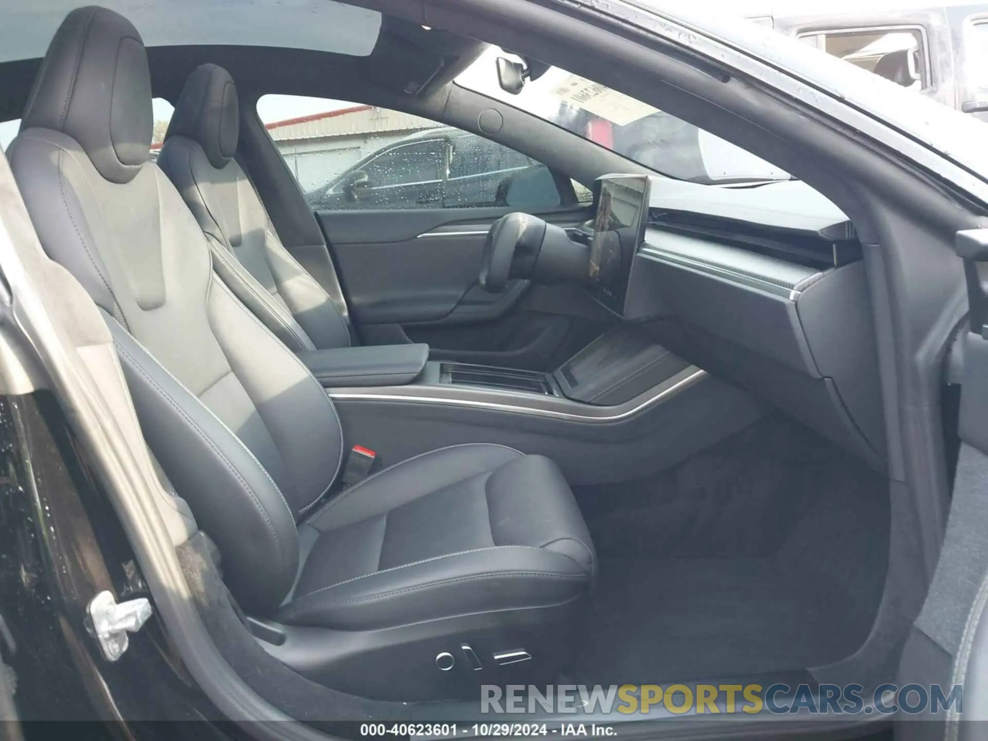 5 Фотография поврежденного автомобиля 5YJSA1E63PF530774 TESLA MODEL S 2023