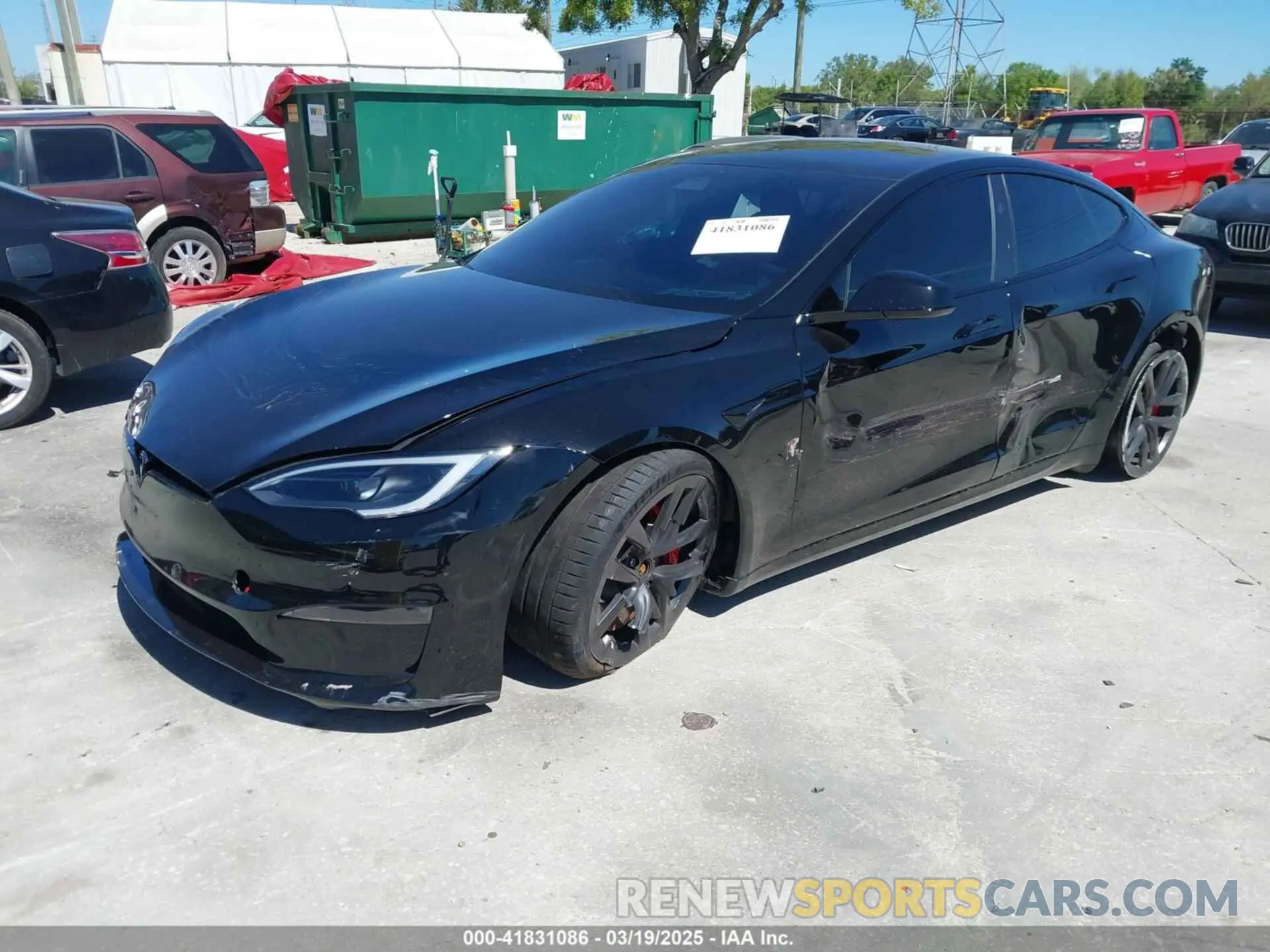 2 Фотография поврежденного автомобиля 5YJSA1E67PF528171 TESLA MODEL S 2023