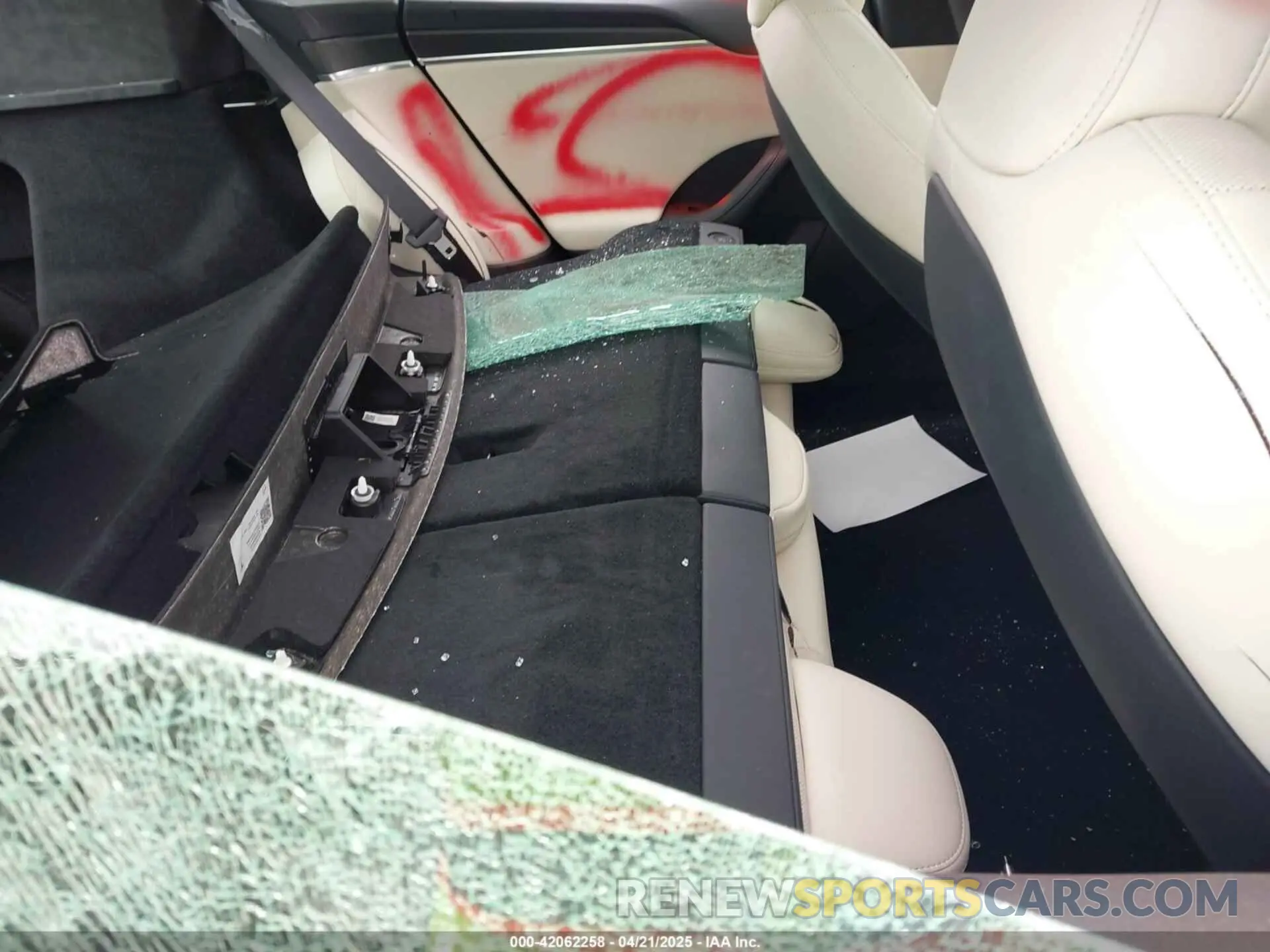 8 Photograph of a damaged car 5YJSA1E68PF507197 TESLA MODEL S 2023