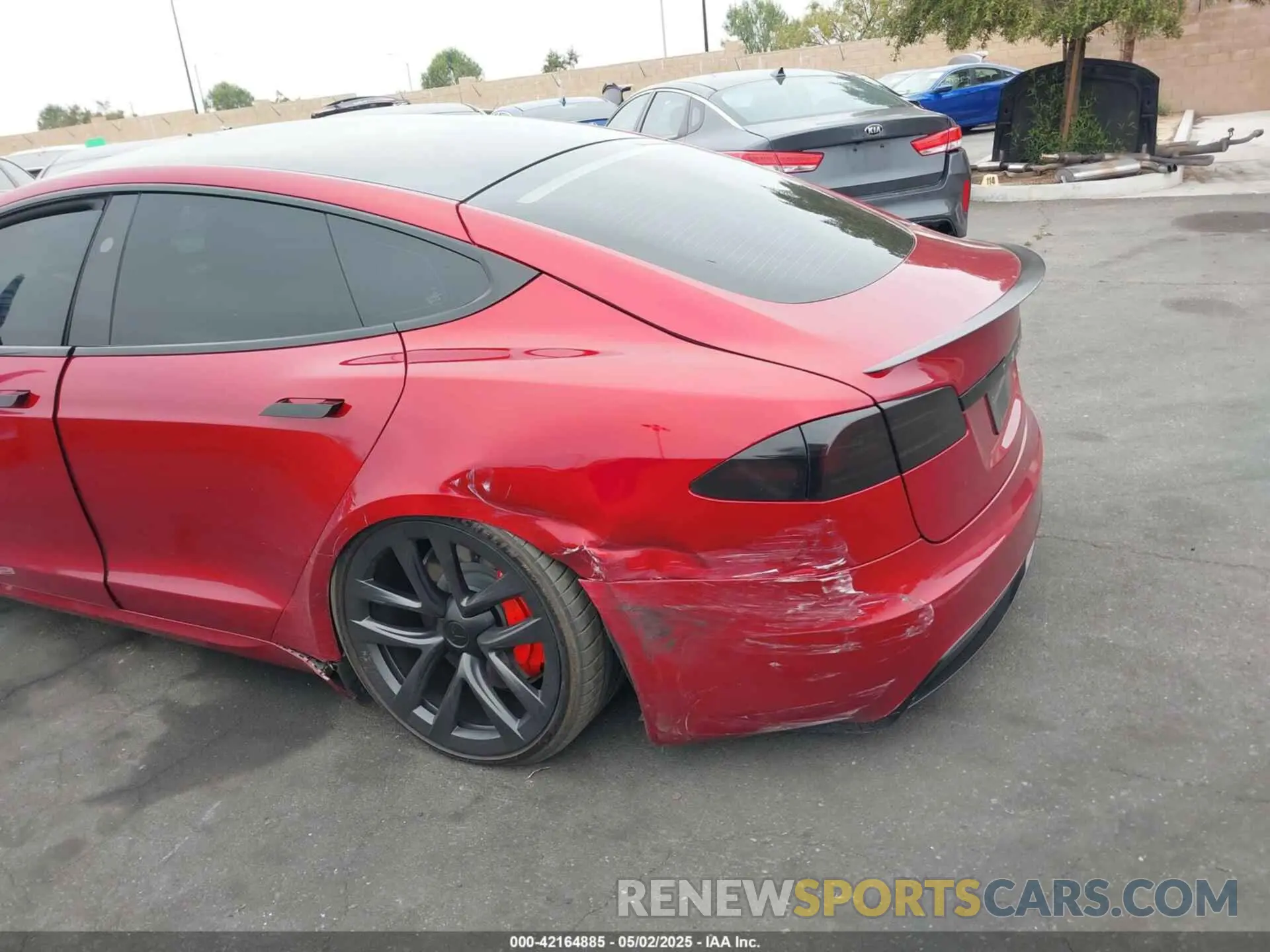 6 Фотография поврежденного автомобиля 5YJSA1E69PF510559 TESLA MODEL S 2023