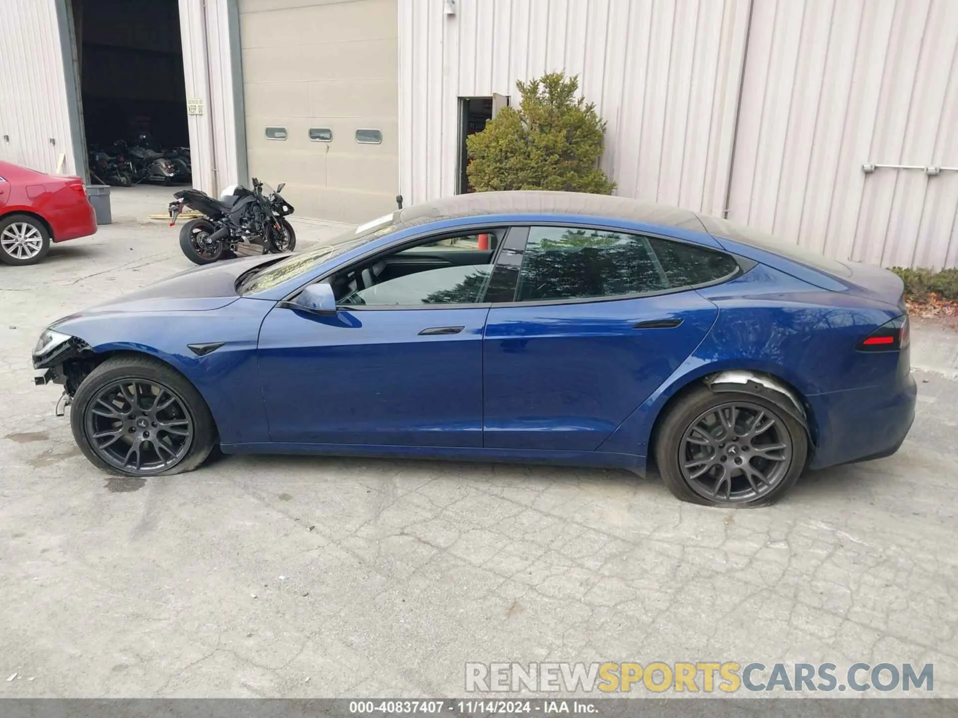 14 Фотография поврежденного автомобиля 5YJSA1E55RF535968 TESLA MODEL S 2024