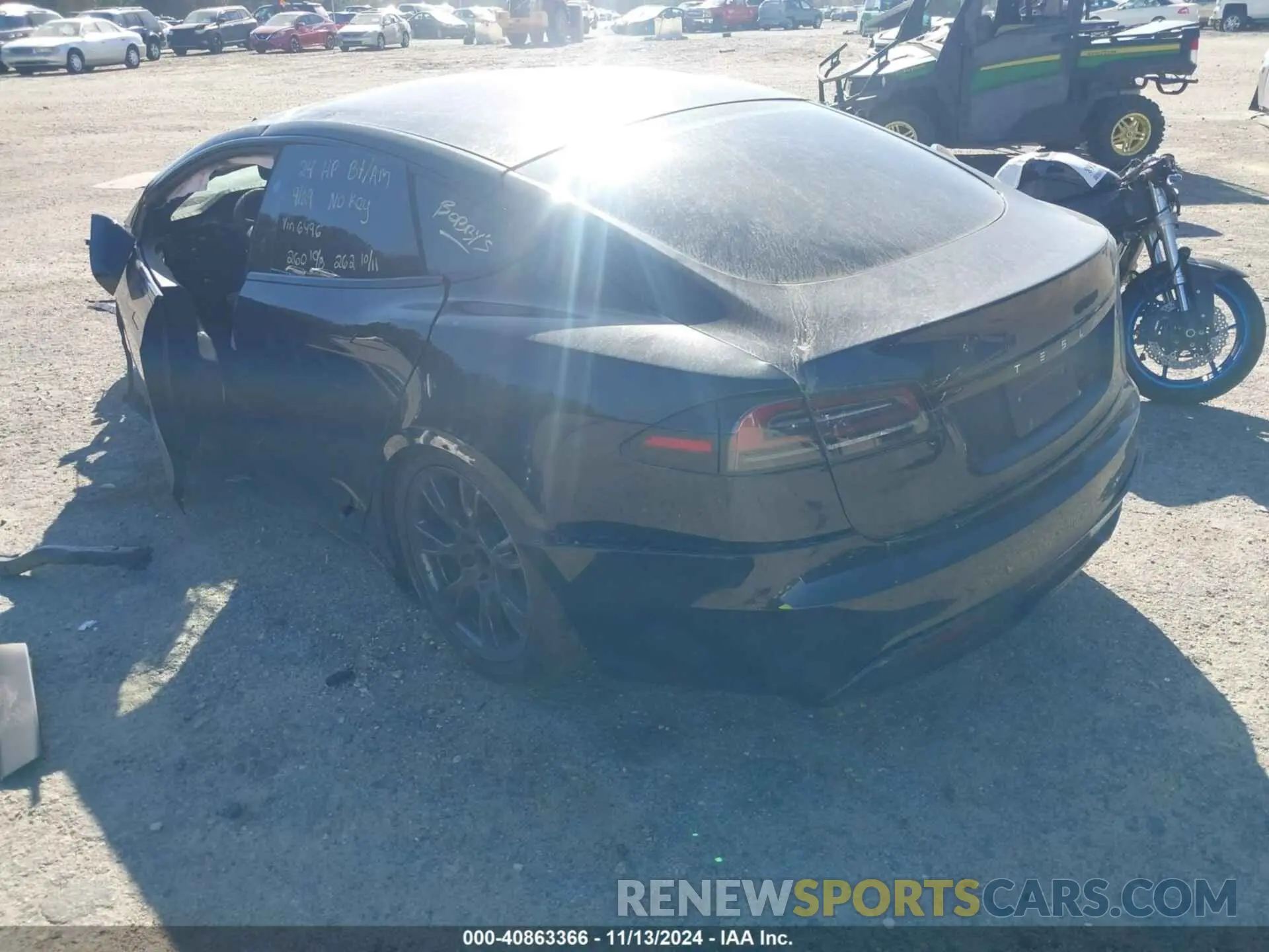 3 Фотография поврежденного автомобиля 5YJSA1E56RF536496 TESLA MODEL S 2024