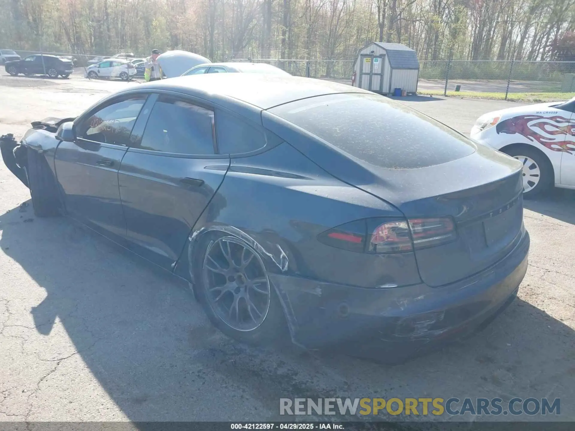 3 Фотография поврежденного автомобиля 5YJSA1E59RF537321 TESLA MODEL S 2024