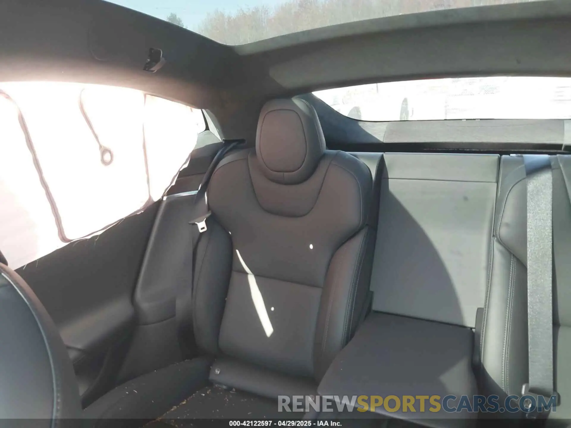 8 Фотография поврежденного автомобиля 5YJSA1E59RF537321 TESLA MODEL S 2024