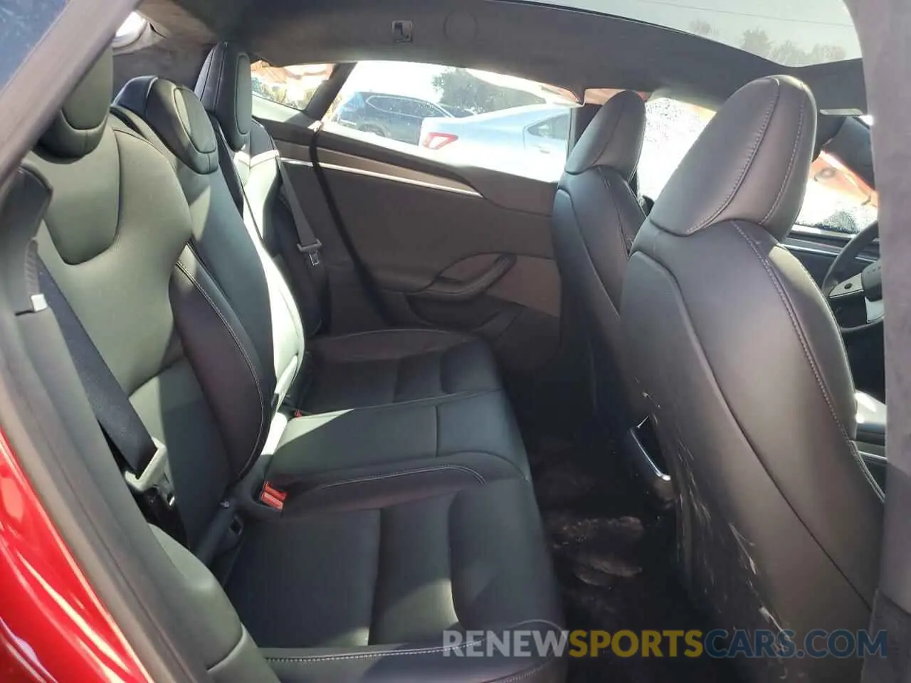 11 Photograph of a damaged car 5YJSA1E61RF533045 TESLA MODEL S 2024
