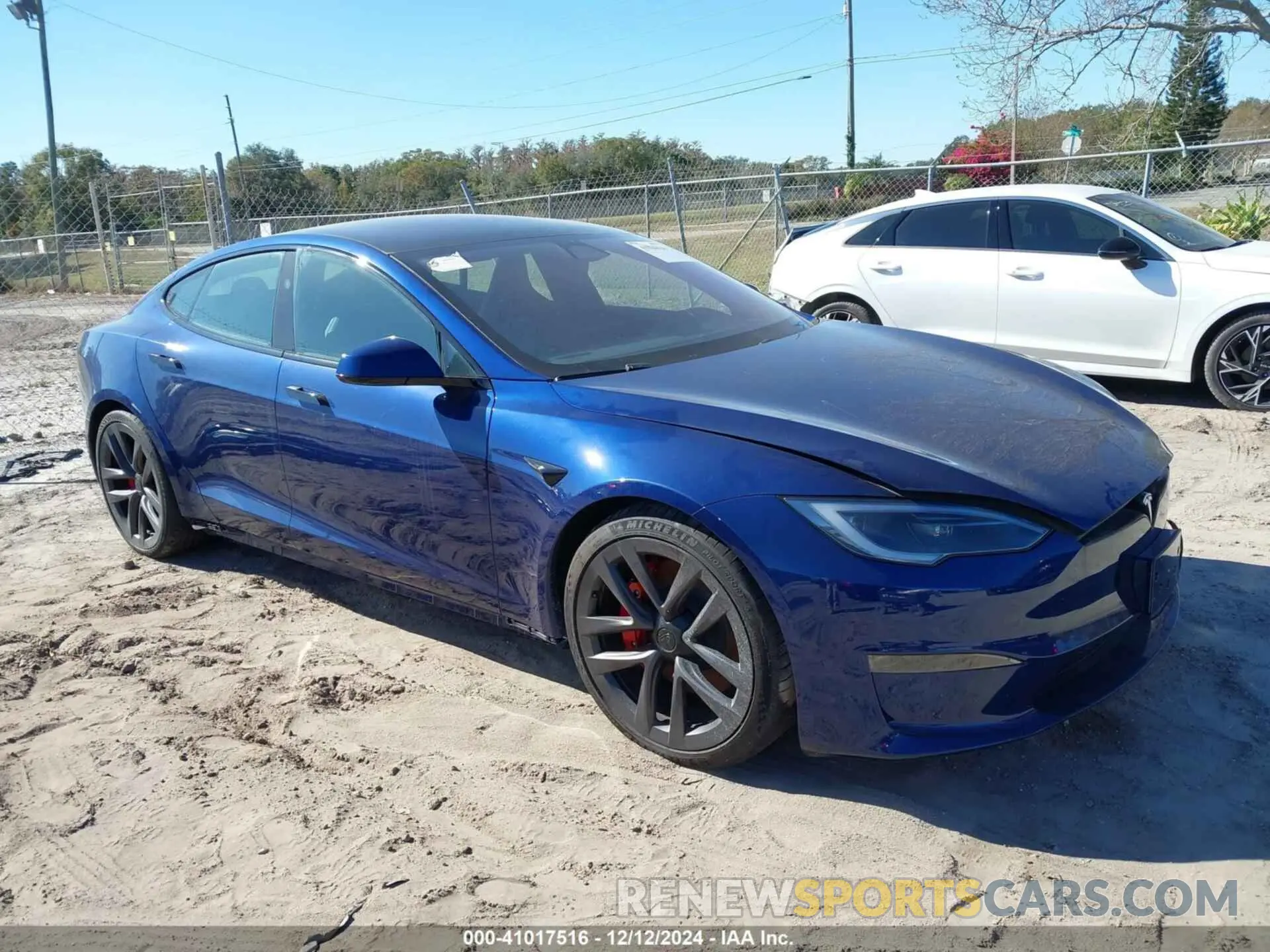 1 Photograph of a damaged car 5YJSA1E61RF538584 TESLA MODEL S 2024