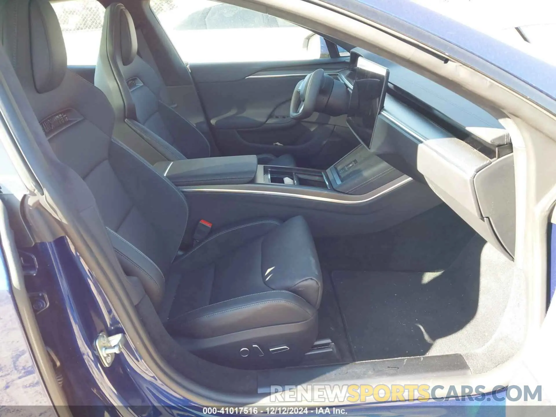 5 Photograph of a damaged car 5YJSA1E61RF538584 TESLA MODEL S 2024