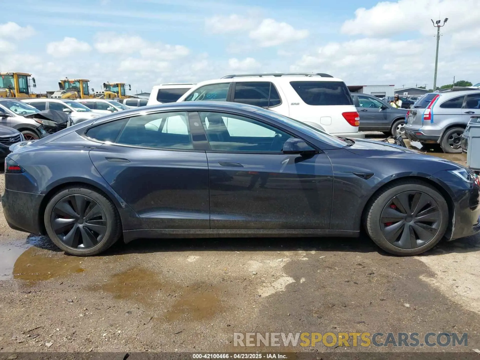 13 Фотография поврежденного автомобиля 5YJSA1E64RF535646 TESLA MODEL S 2024