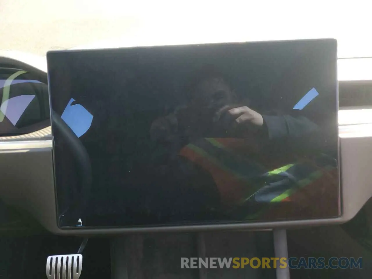 9 Photograph of a damaged car 5YJSA1E64RF538417 TESLA MODEL S 2024