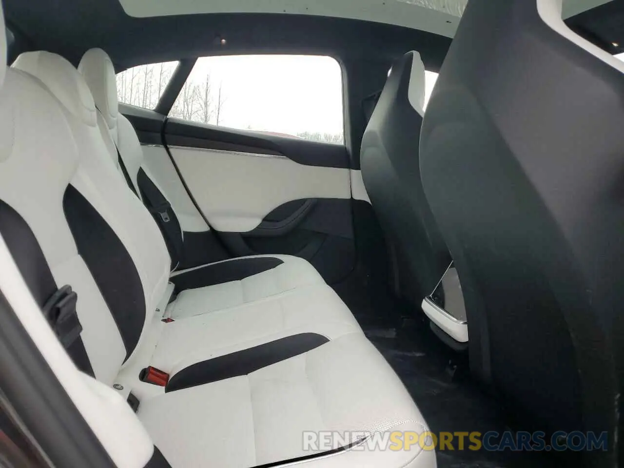 10 Фотография поврежденного автомобиля 5YJSA1E6XRF539409 TESLA MODEL S 2024