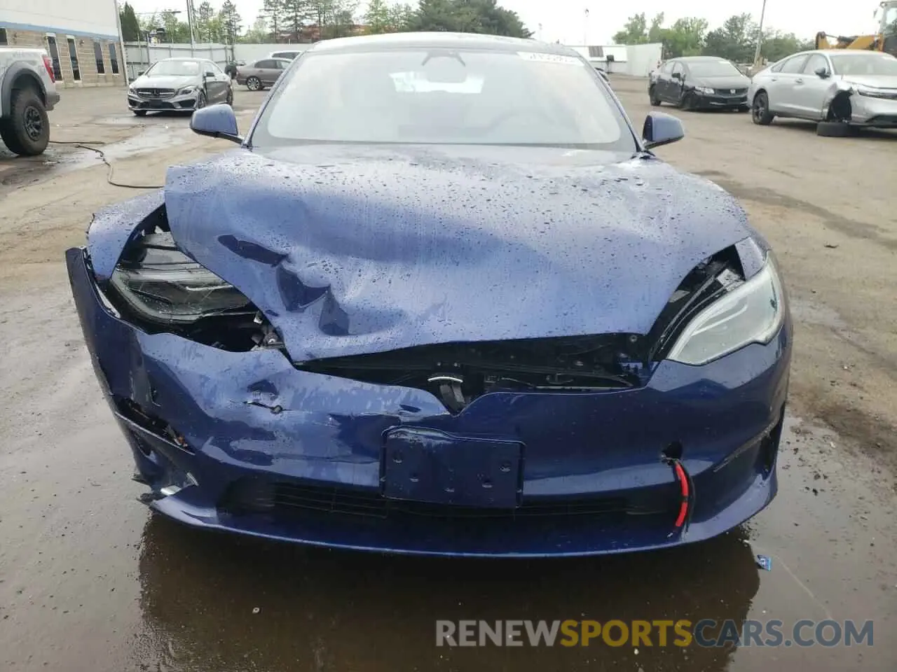 5 Фотография поврежденного автомобиля 5YJSA1E59SF550219 TESLA MODEL S 2025