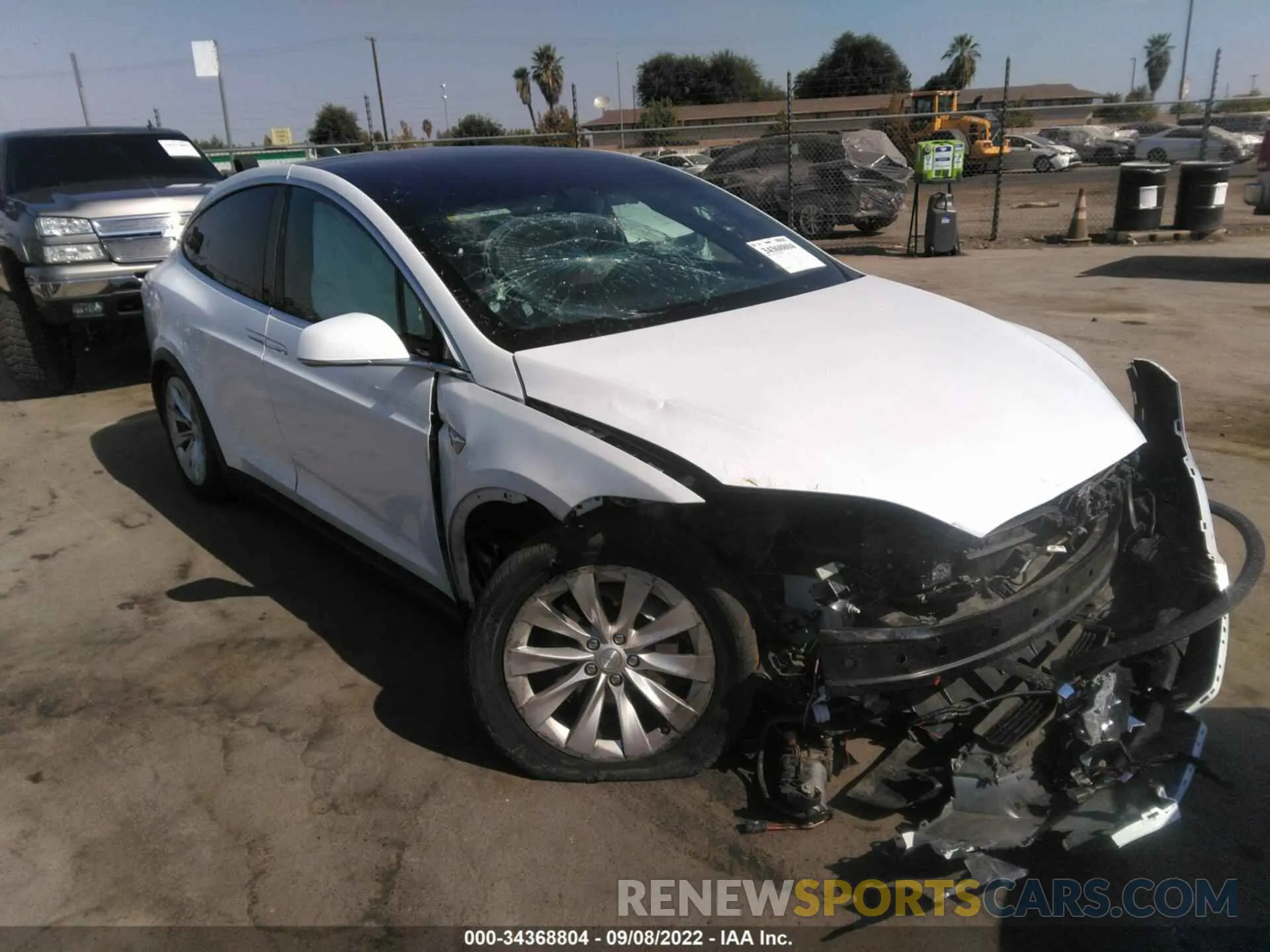 1 Фотография поврежденного автомобиля 5YJXCAE28KF197560 TESLA MODEL X 2019