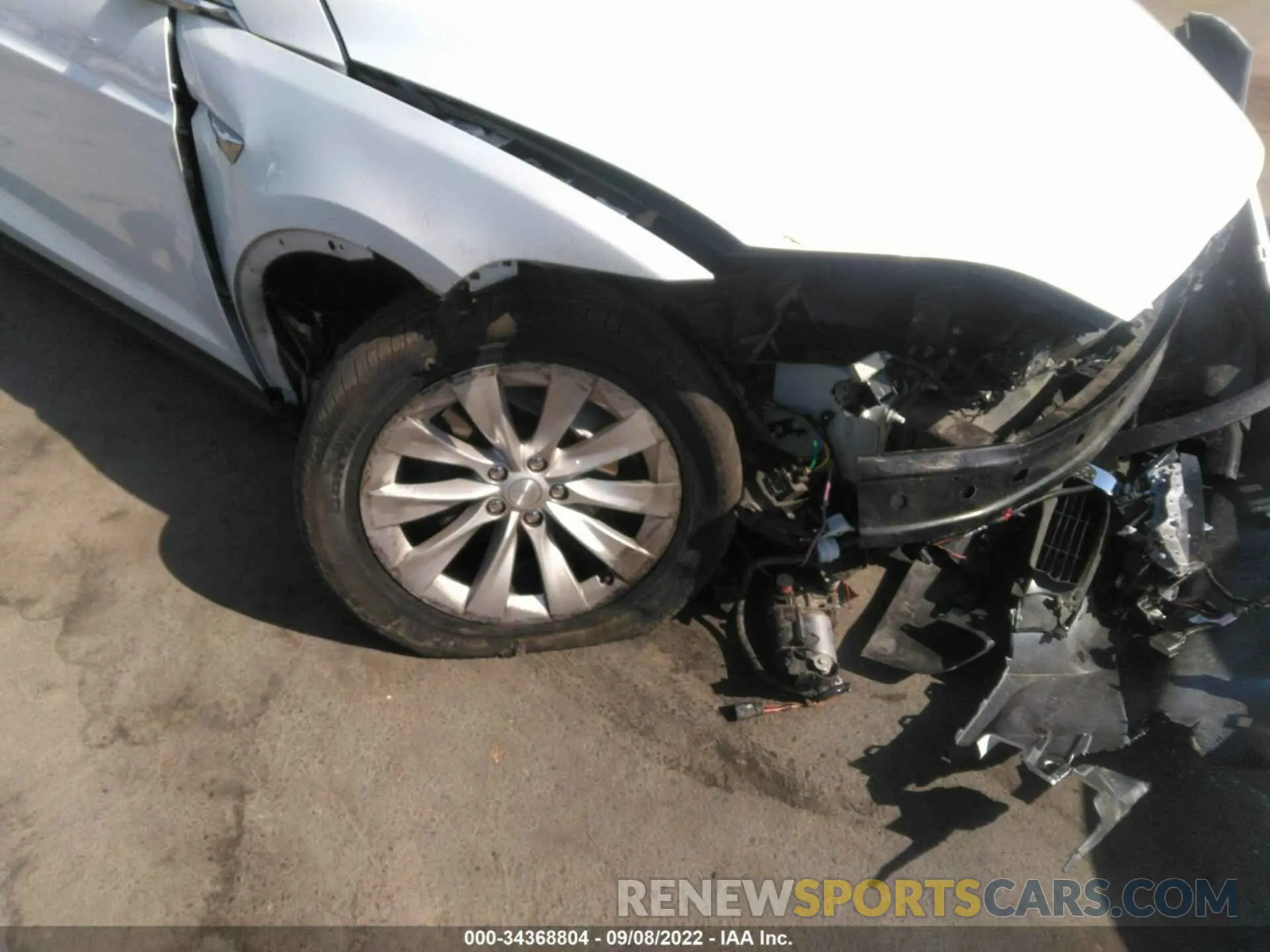 6 Фотография поврежденного автомобиля 5YJXCAE28KF197560 TESLA MODEL X 2019