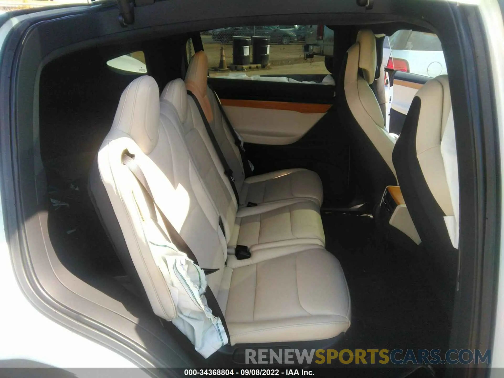 8 Фотография поврежденного автомобиля 5YJXCAE28KF197560 TESLA MODEL X 2019