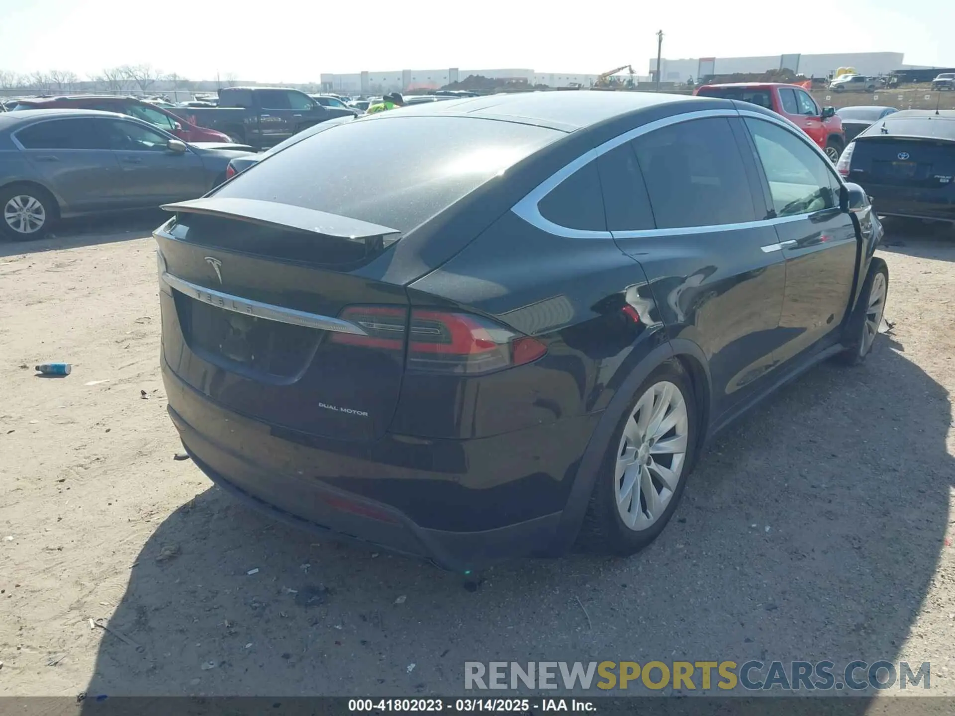 4 Photograph of a damaged car 5YJXCBE22KF184504 TESLA MODEL X 2019