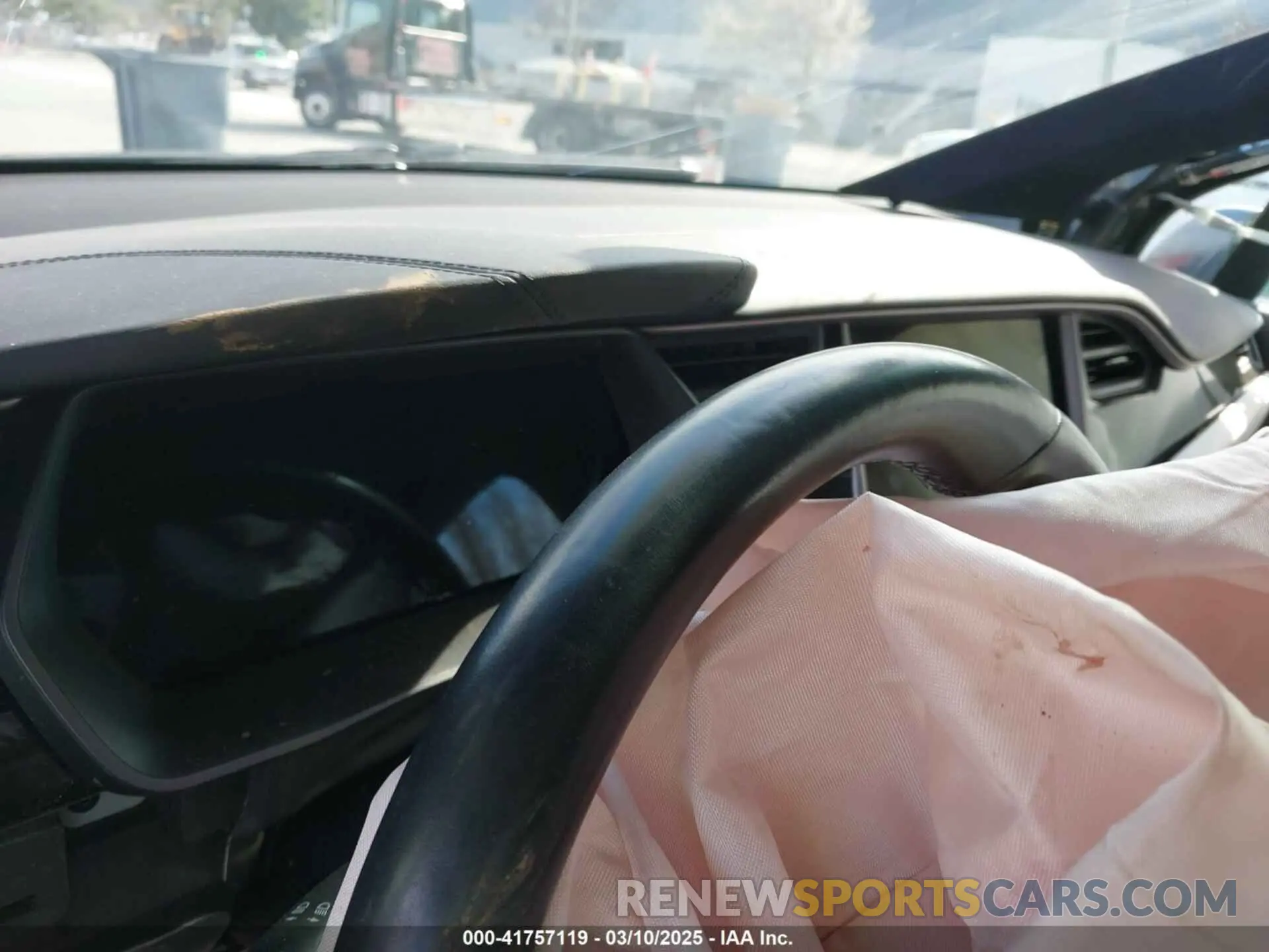 16 Фотография поврежденного автомобиля 5YJXCBE23KF183801 TESLA MODEL X 2019