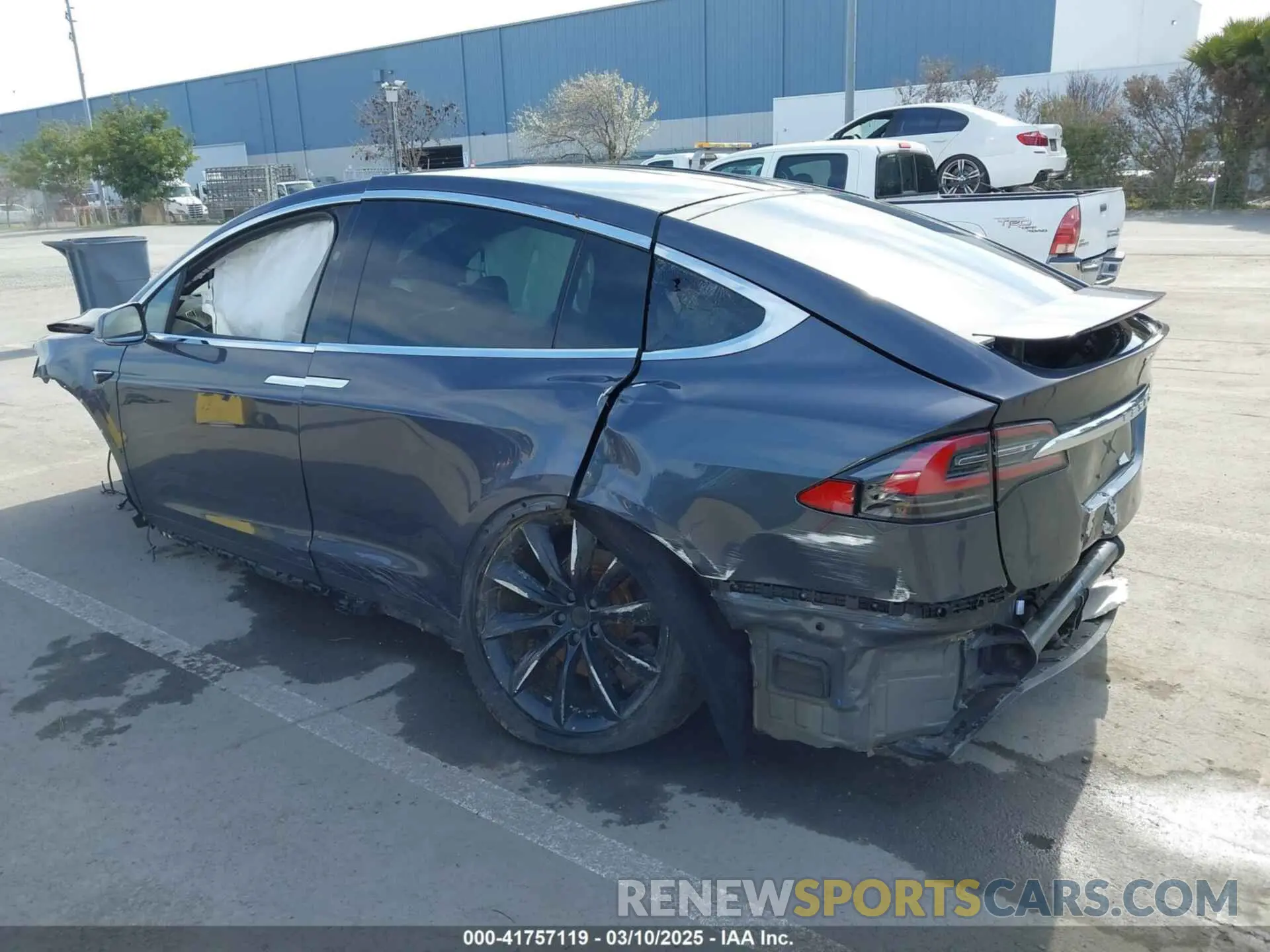3 Фотография поврежденного автомобиля 5YJXCBE23KF183801 TESLA MODEL X 2019