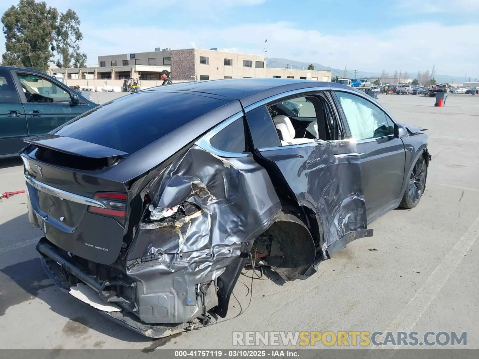 6 Фотография поврежденного автомобиля 5YJXCBE23KF183801 TESLA MODEL X 2019