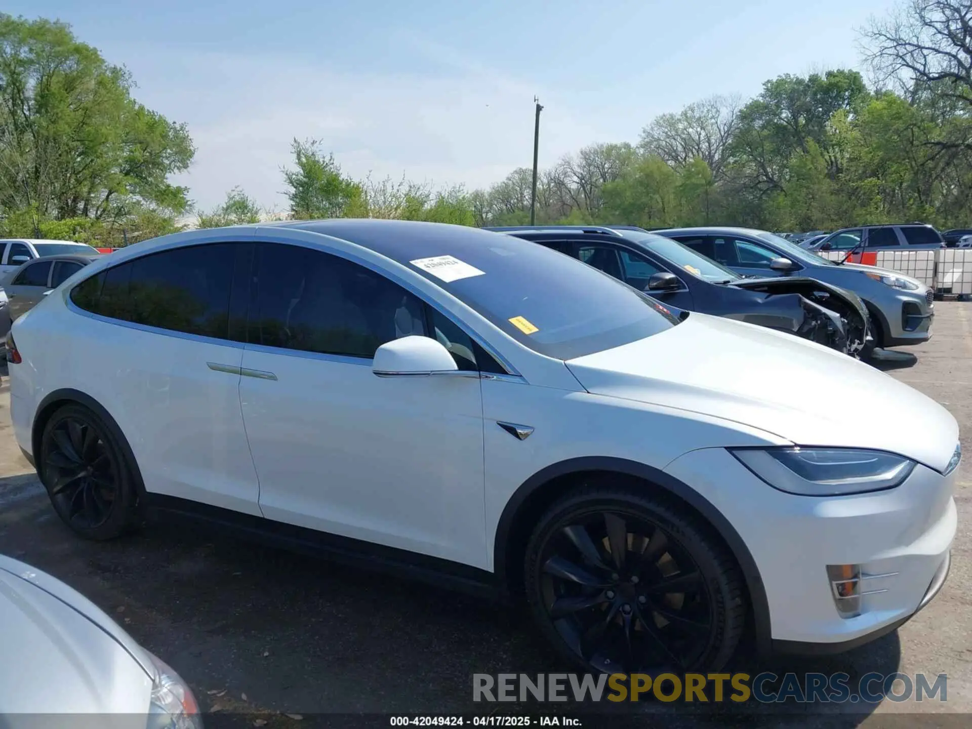 13 Фотография поврежденного автомобиля 5YJXCBE27KF150381 TESLA MODEL X 2019