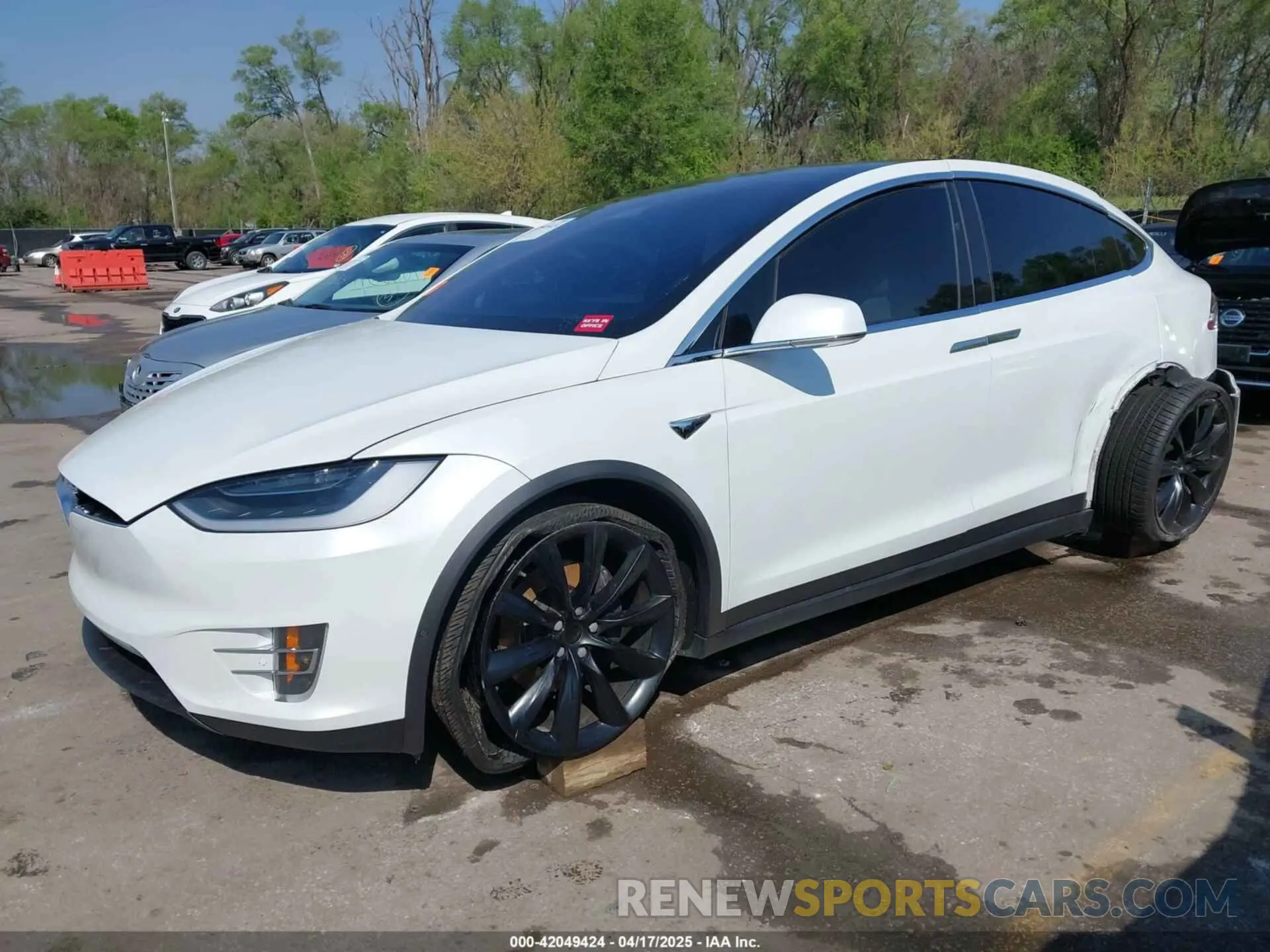 2 Фотография поврежденного автомобиля 5YJXCBE27KF150381 TESLA MODEL X 2019