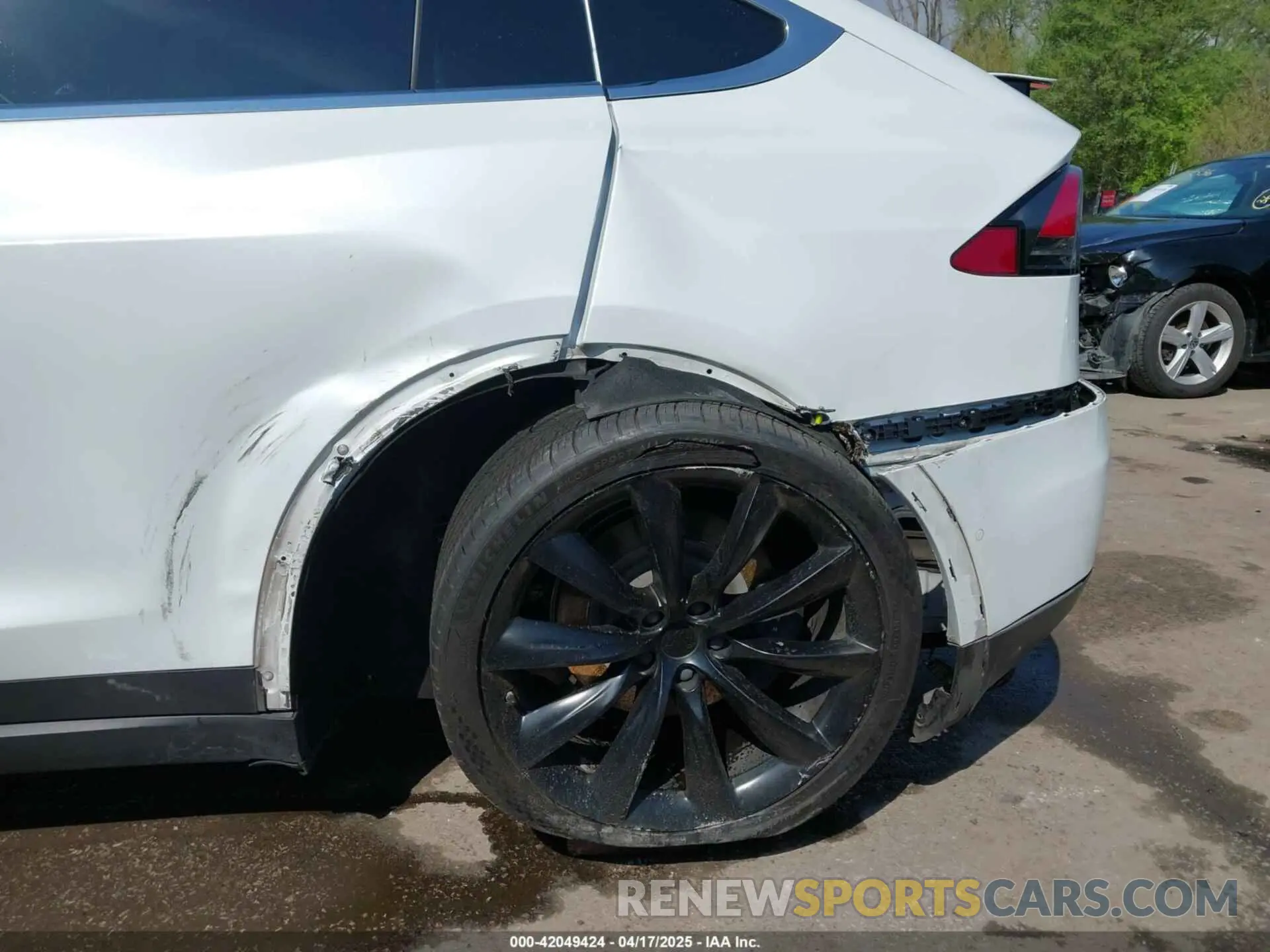 6 Фотография поврежденного автомобиля 5YJXCBE27KF150381 TESLA MODEL X 2019