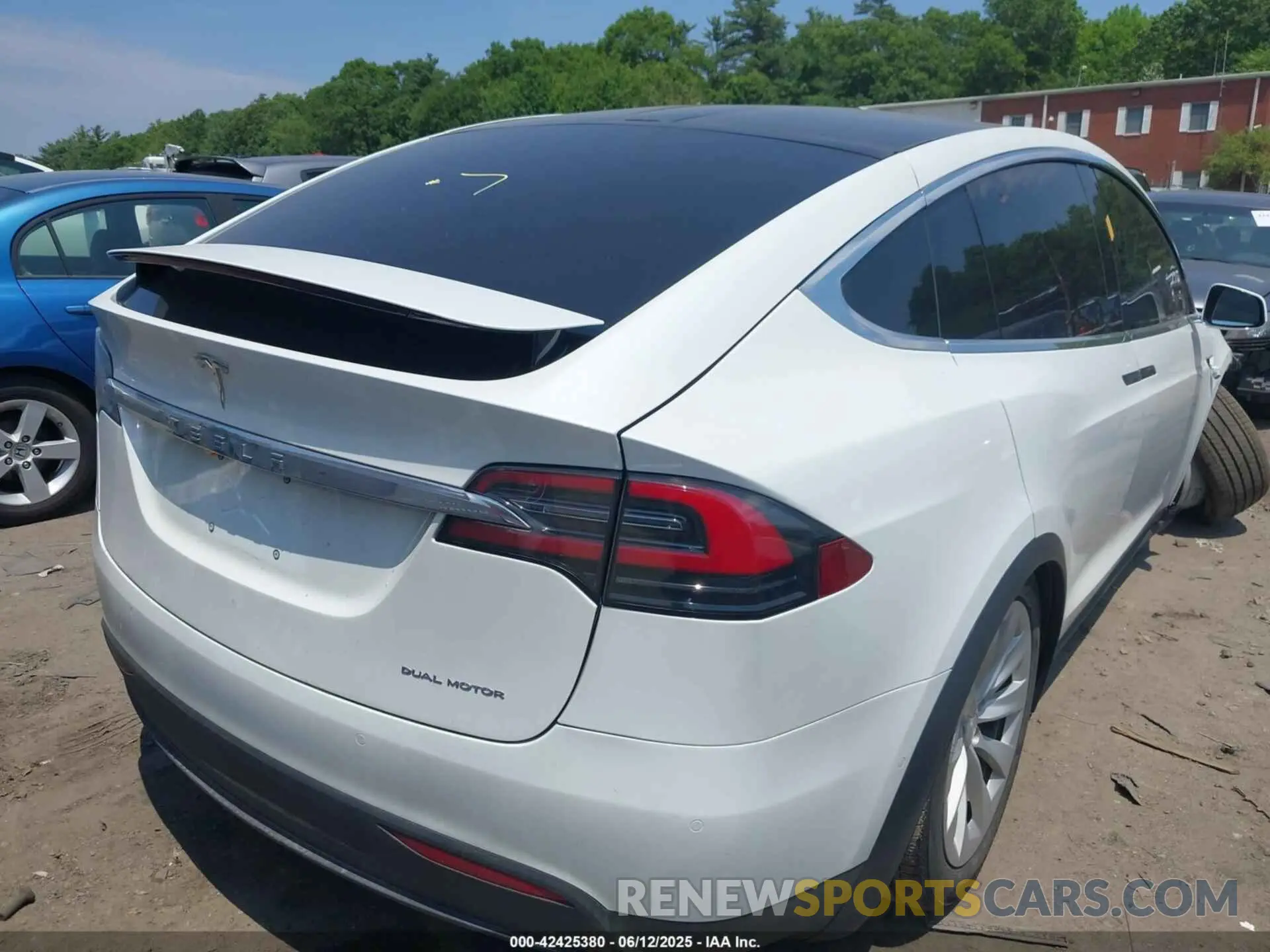 4 Фотография поврежденного автомобиля 5YJXCBE29KF207227 TESLA MODEL X 2019