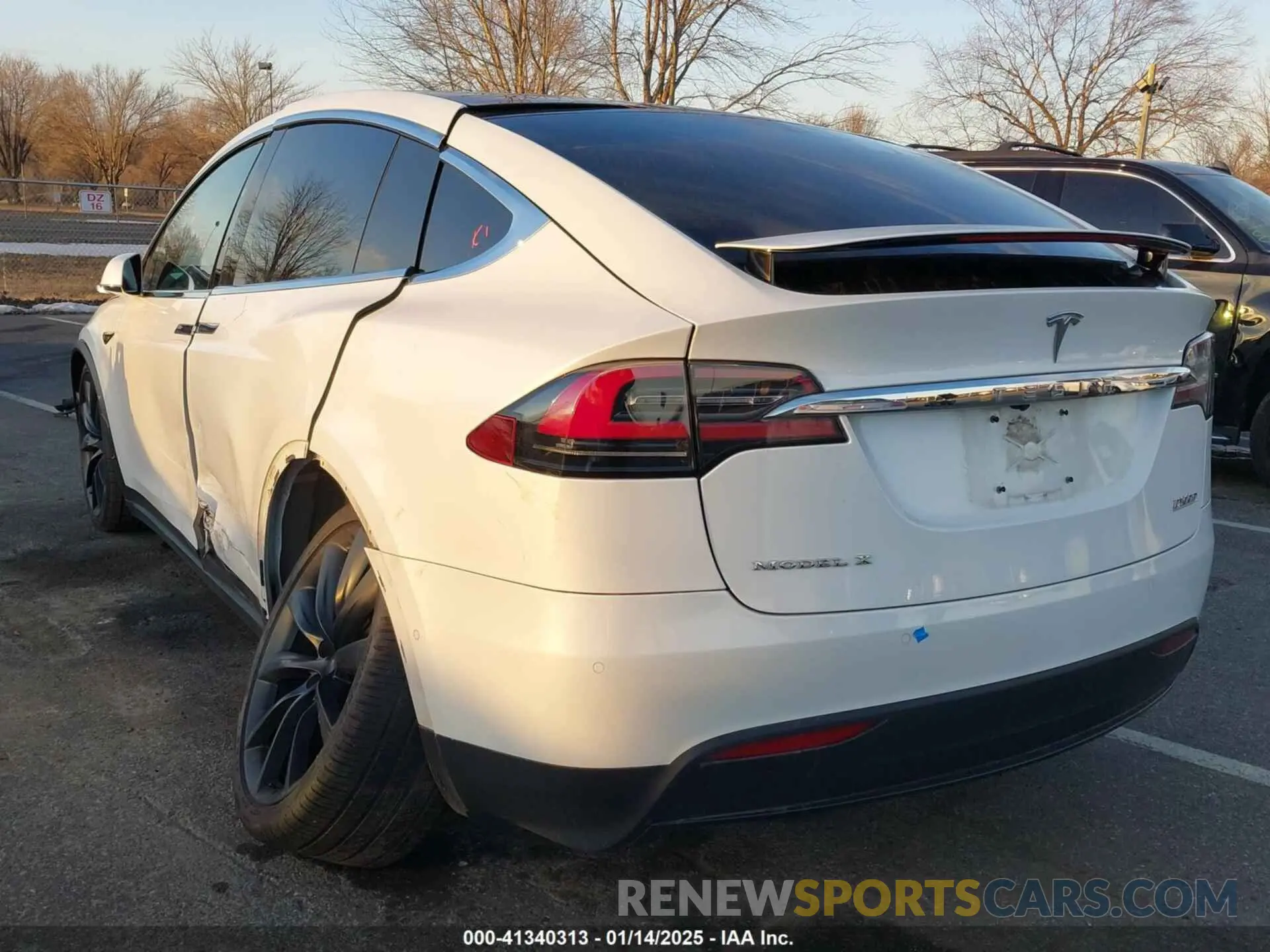 3 Photograph of a damaged car 5YJXCBE48KF144882 TESLA MODEL X 2019