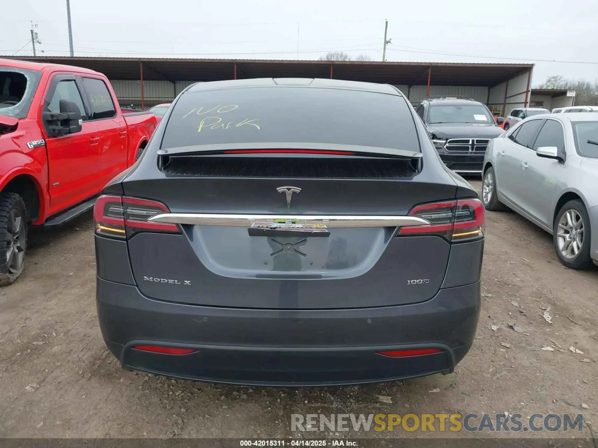16 Фотография поврежденного автомобиля 5YJXCDE24KF152150 TESLA MODEL X 2019