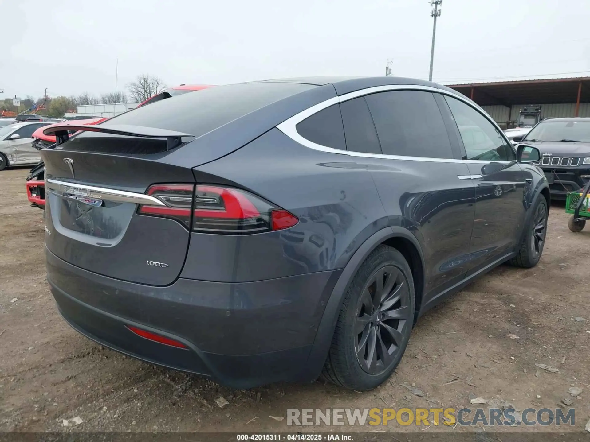 4 Фотография поврежденного автомобиля 5YJXCDE24KF152150 TESLA MODEL X 2019