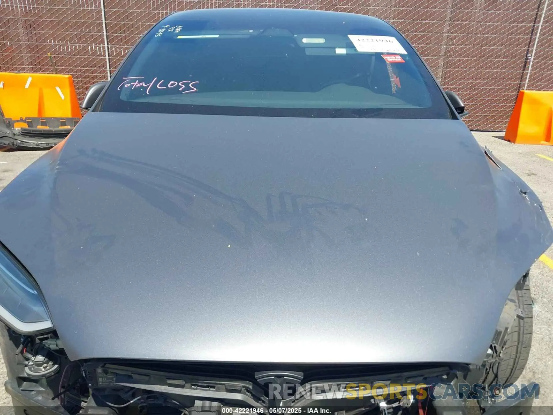 10 Photograph of a damaged car 5YJXCDE26KF154322 TESLA MODEL X 2019