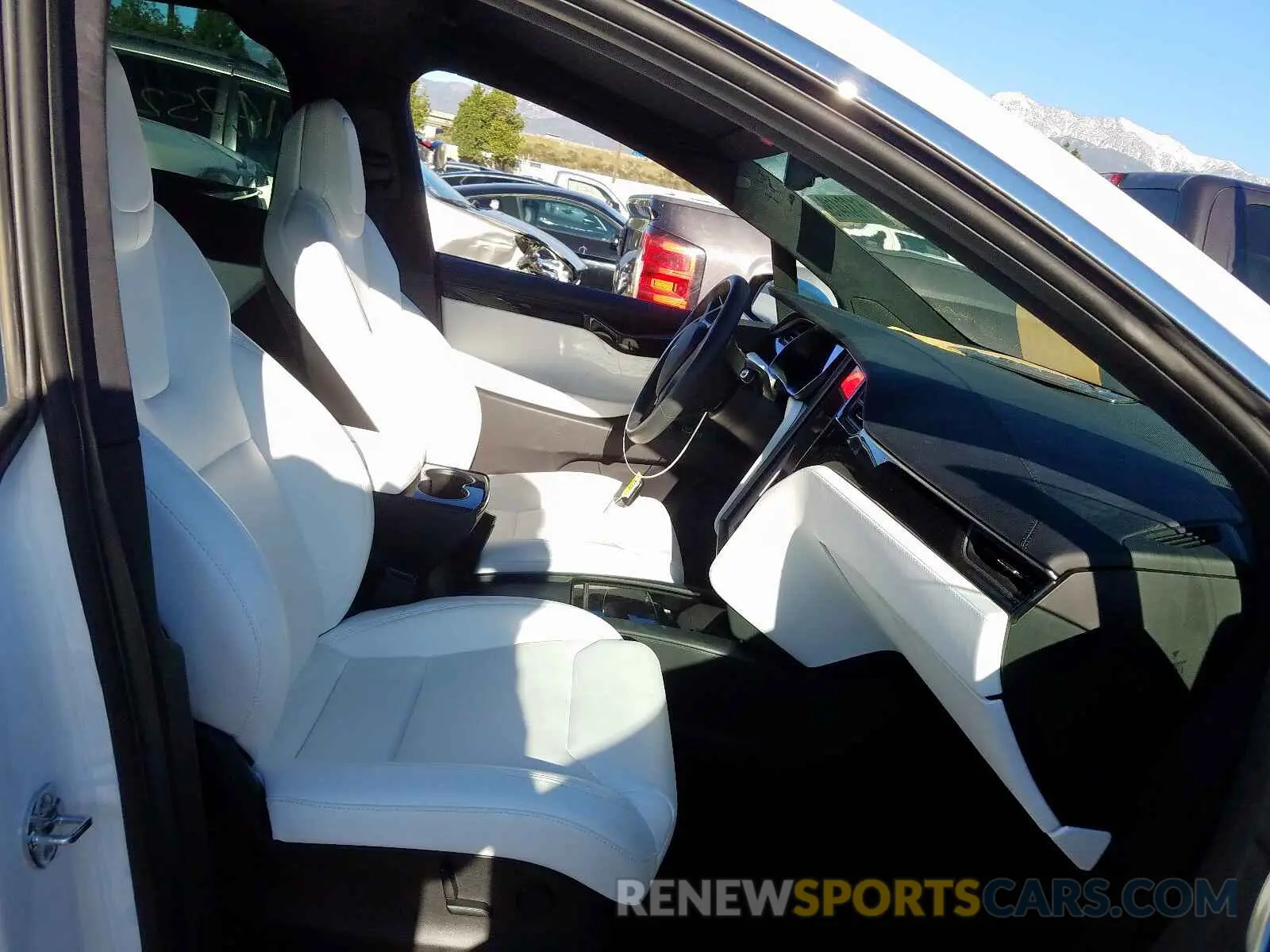 5 Фотография поврежденного автомобиля 5YJXCDE27KF149548 TESLA MODEL X 2019