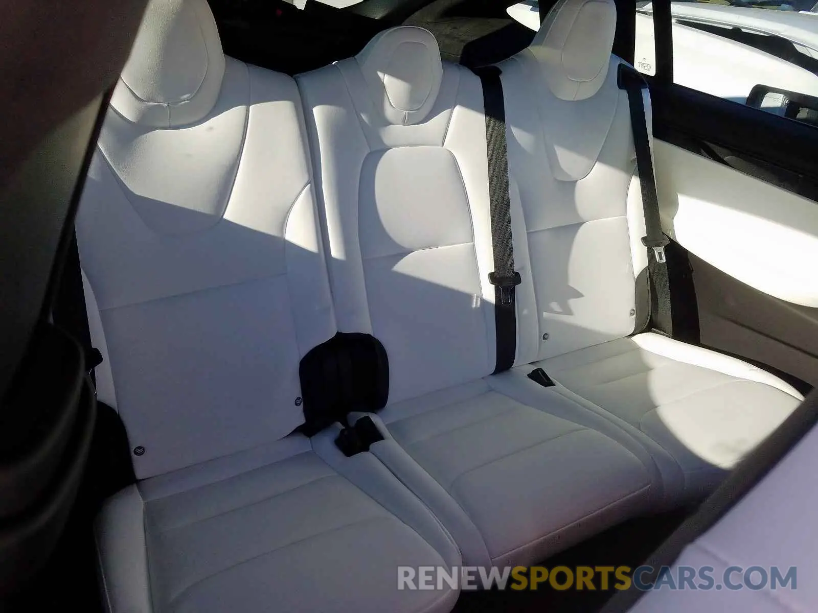 6 Фотография поврежденного автомобиля 5YJXCDE27KF149548 TESLA MODEL X 2019