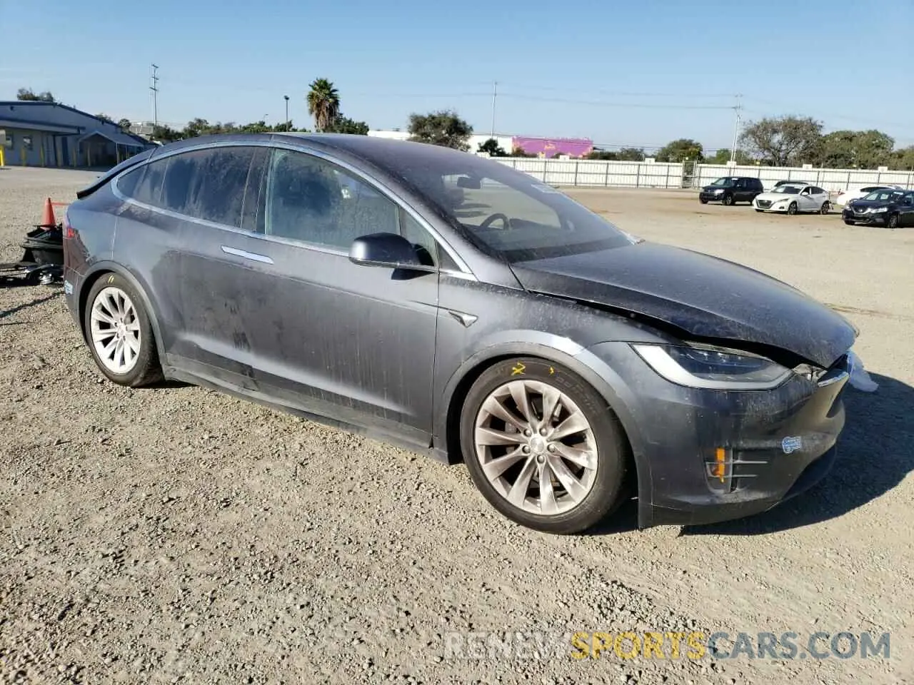 4 Photograph of a damaged car 5YJXCAE20LF281552 TESLA MODEL X 2020