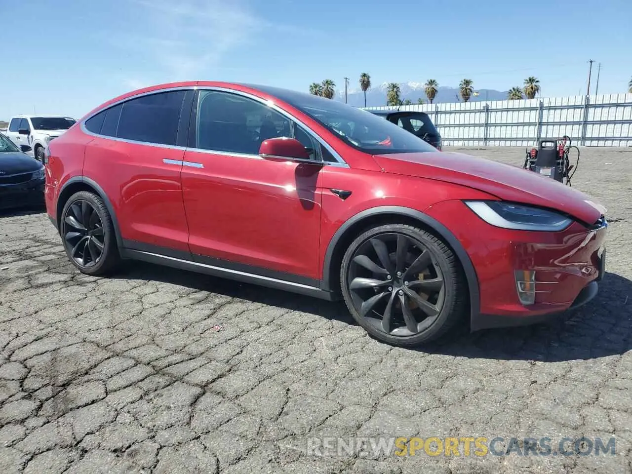 4 Фотография поврежденного автомобиля 5YJXCAE21LF219478 TESLA MODEL X 2020