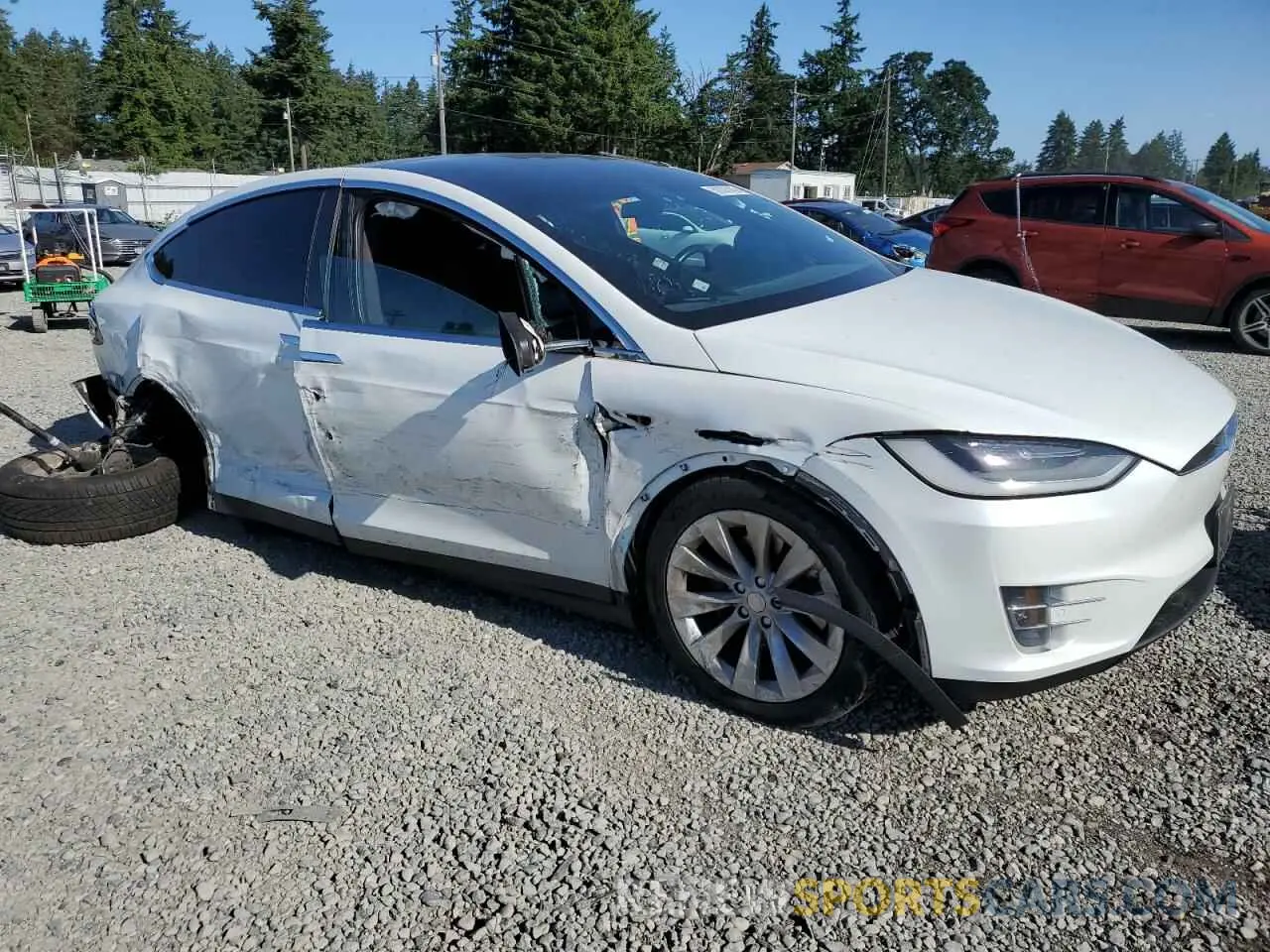 4 Фотография поврежденного автомобиля 5YJXCAE23LF237481 TESLA MODEL X 2020