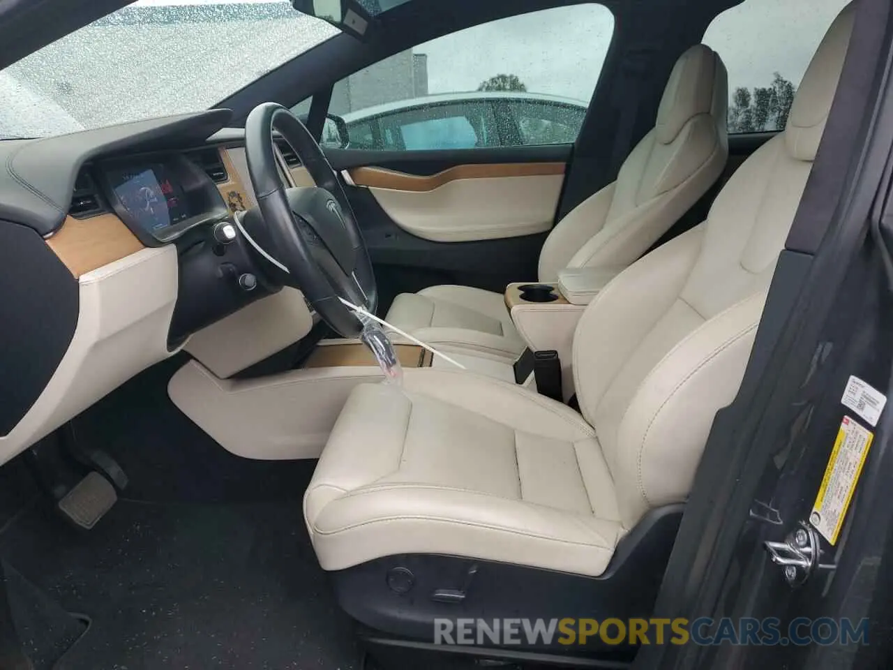 7 Photograph of a damaged car 5YJXCAE25LF218155 TESLA MODEL X 2020