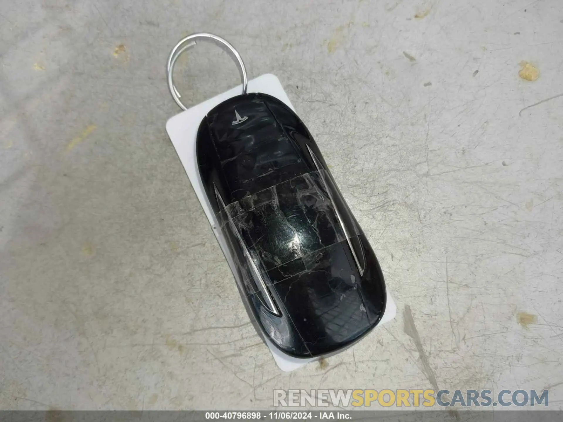 11 Photograph of a damaged car 5YJXCAE25LF300161 TESLA MODEL X 2020