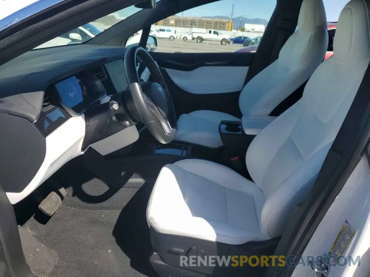 7 Photograph of a damaged car 5YJXCAE26LF270135 TESLA MODEL X 2020