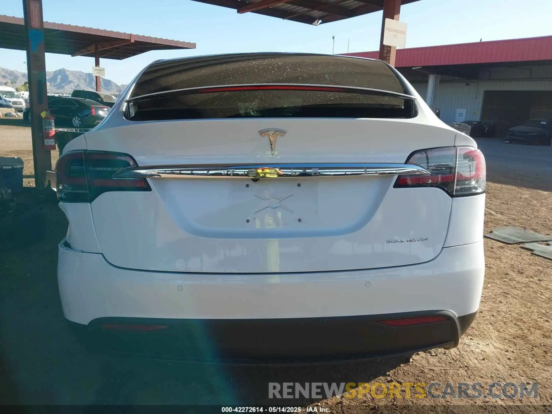 16 Фотография поврежденного автомобиля 5YJXCBE21LF238490 TESLA MODEL X 2020