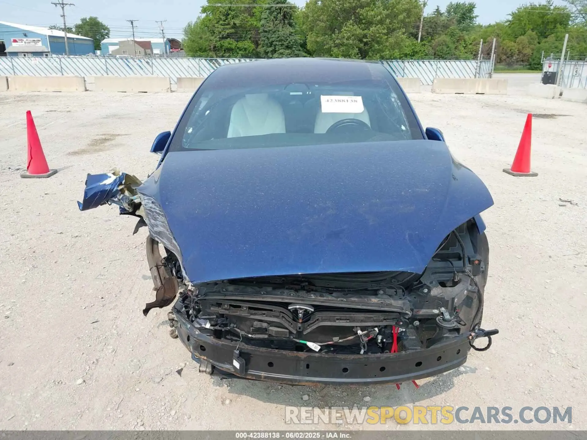 12 Photograph of a damaged car 5YJXCBE22LF231533 TESLA MODEL X 2020