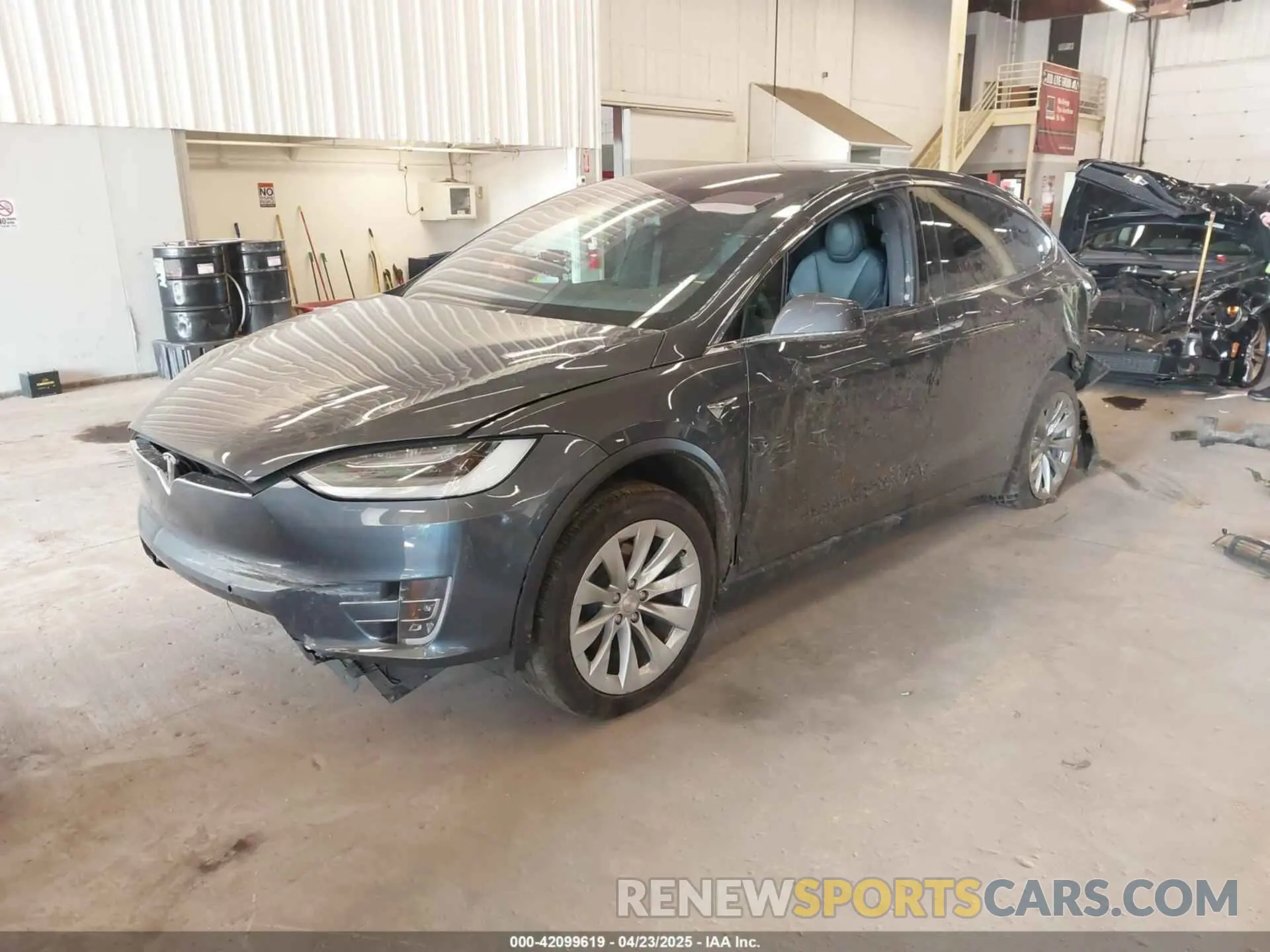 2 Фотография поврежденного автомобиля 5YJXCBE22LF261759 TESLA MODEL X 2020