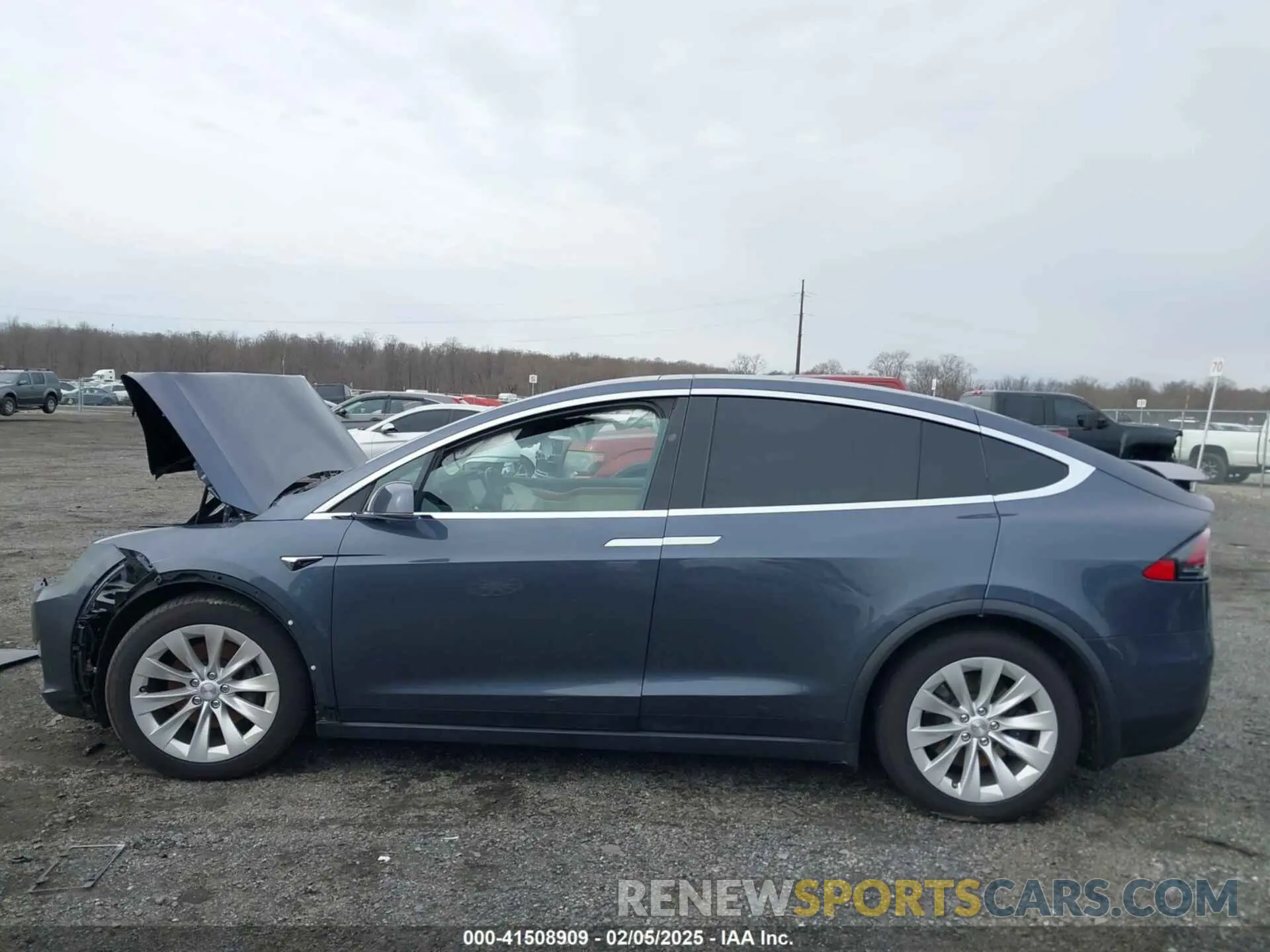 13 Photograph of a damaged car 5YJXCBE24LF242775 TESLA MODEL X 2020