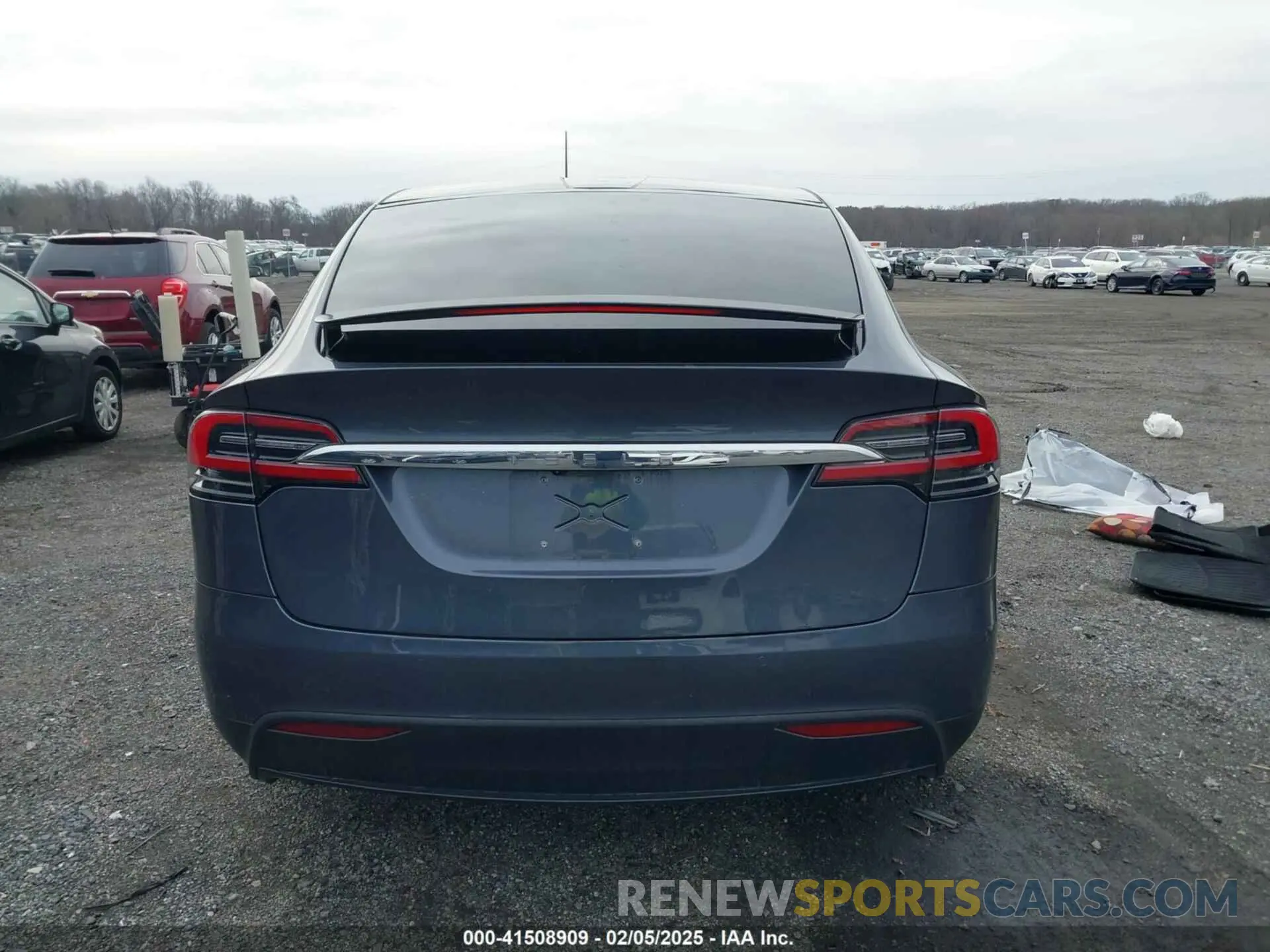 15 Photograph of a damaged car 5YJXCBE24LF242775 TESLA MODEL X 2020