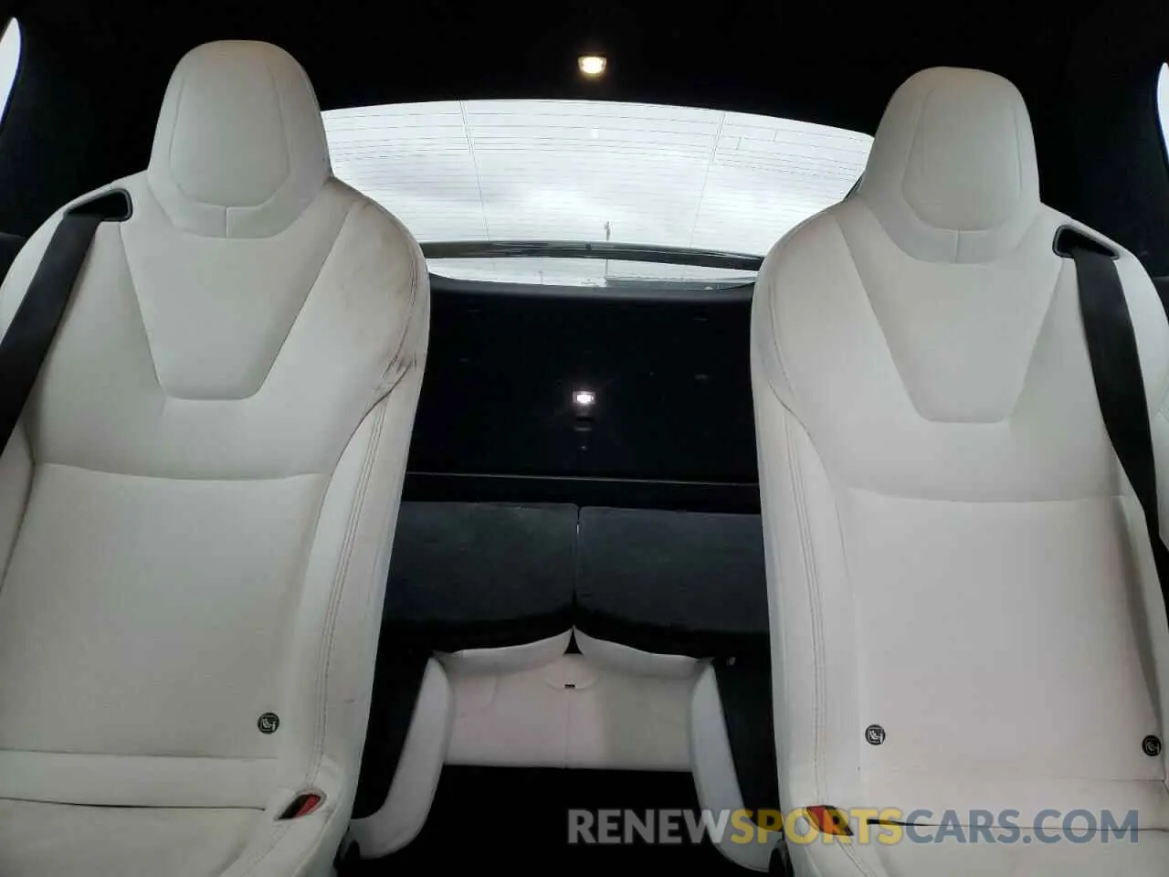 10 Photograph of a damaged car 5YJXCBE25LF235706 TESLA MODEL X 2020
