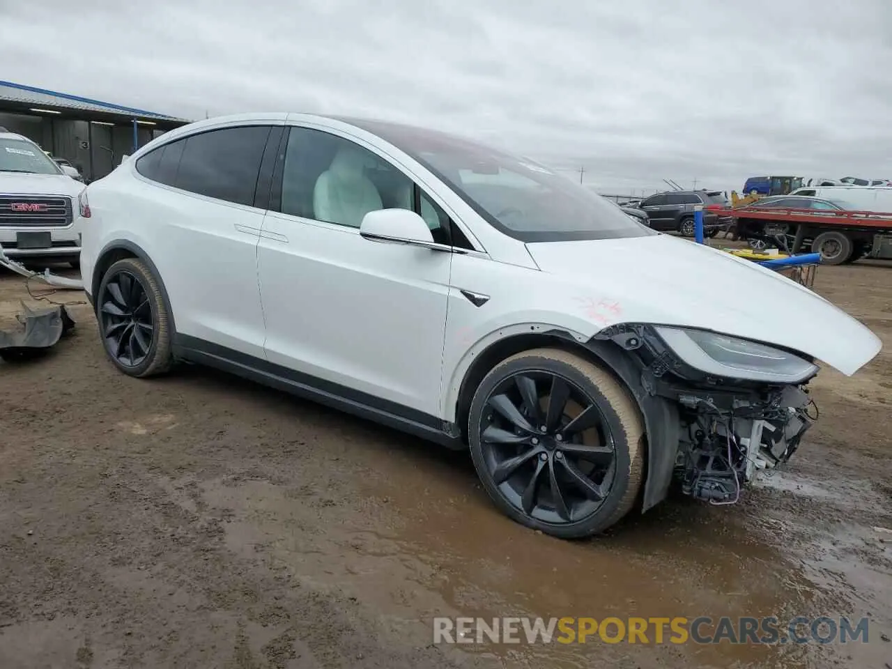 4 Photograph of a damaged car 5YJXCBE25LF235706 TESLA MODEL X 2020
