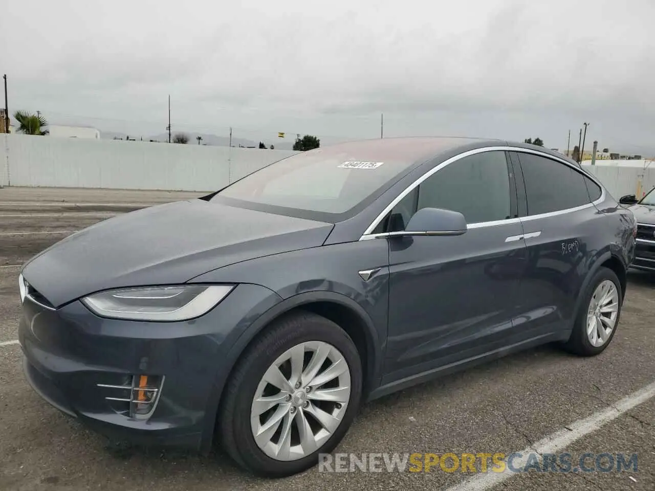 1 Photograph of a damaged car 5YJXCBE25LF305575 TESLA MODEL X 2020
