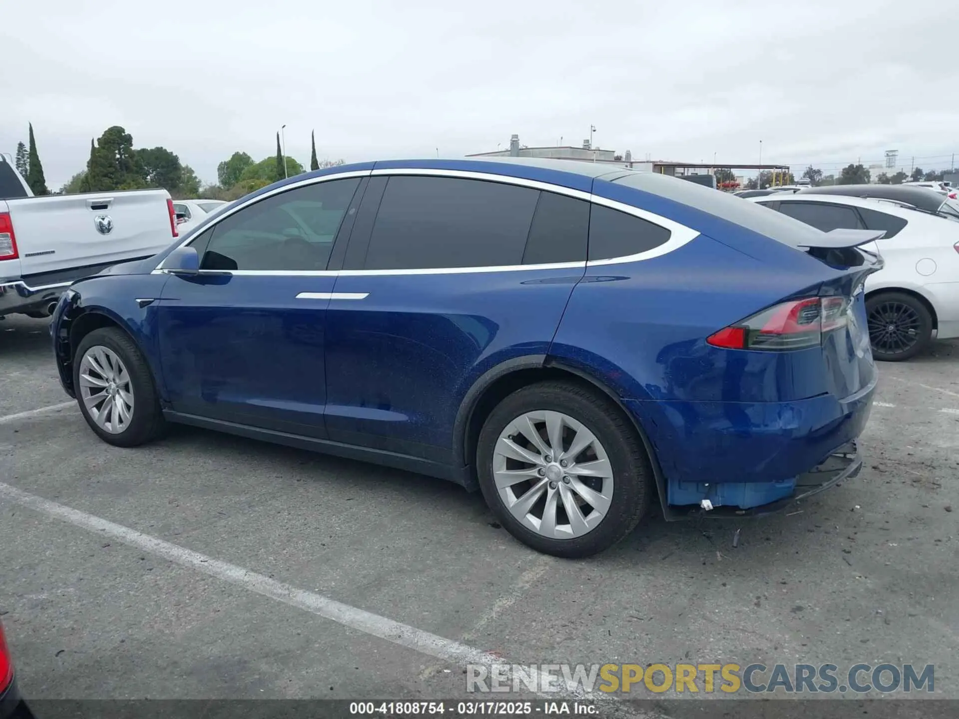 14 Photograph of a damaged car 5YJXCBE29LF283760 TESLA MODEL X 2020