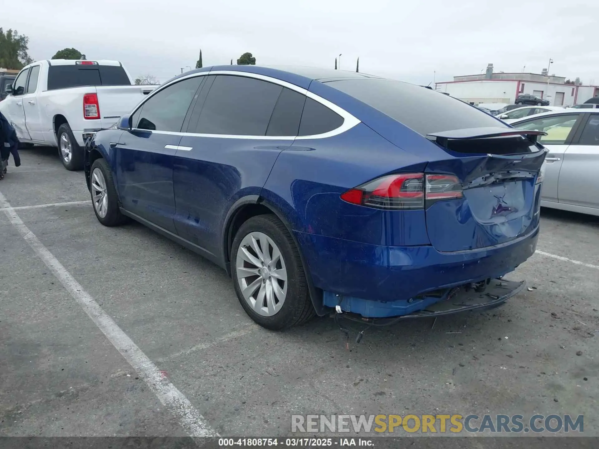 3 Photograph of a damaged car 5YJXCBE29LF283760 TESLA MODEL X 2020